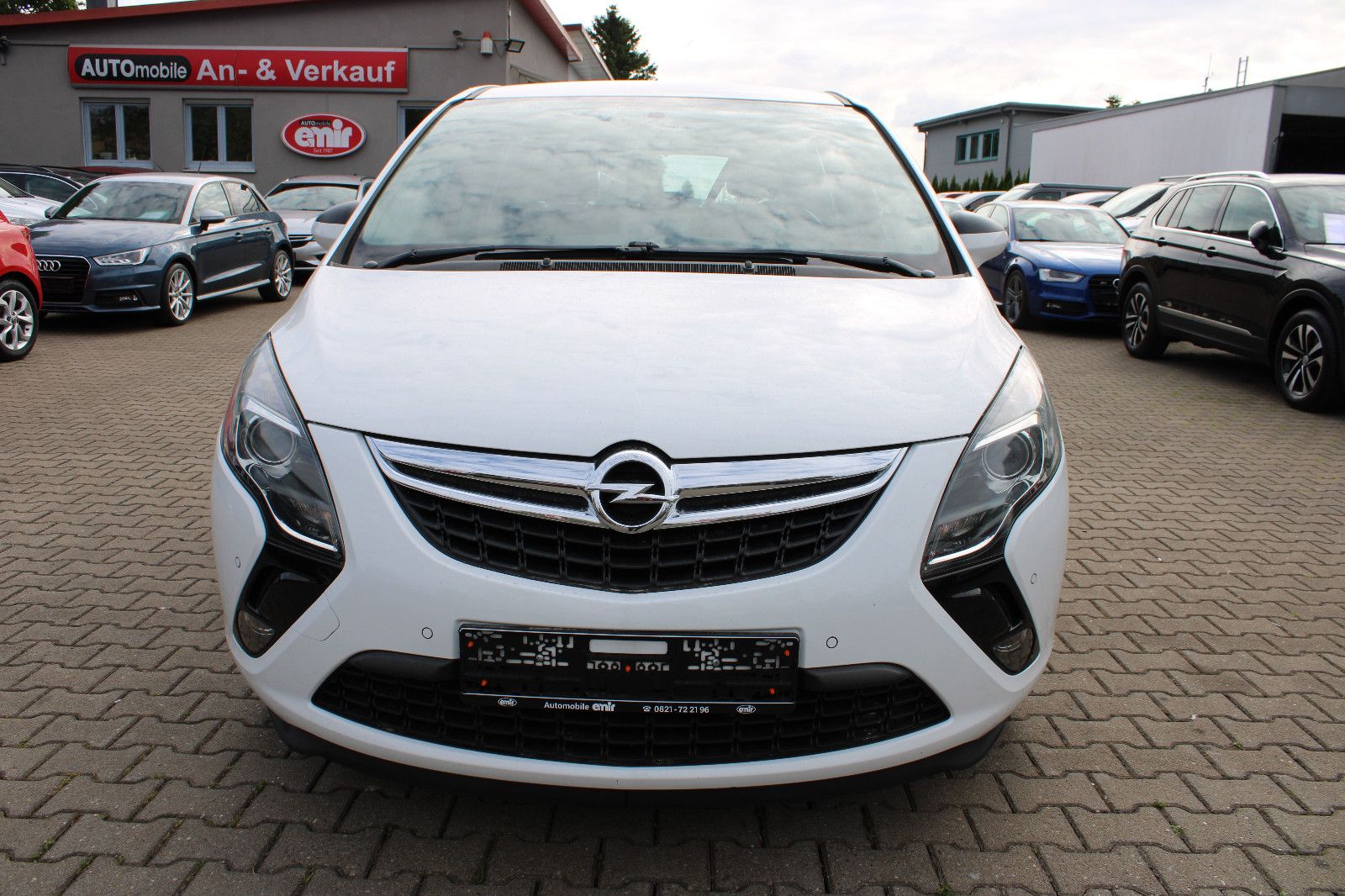 Fahrzeugabbildung Opel Zafira Tourer 1.6 CDTI PDC,Navi,SHZ,Tempomat