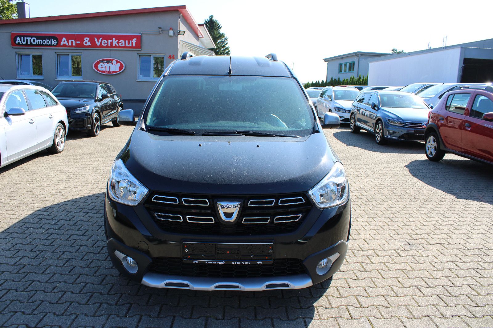 Fahrzeugabbildung Dacia Dokker SCe Stepway Navi,PDC,Tempomat