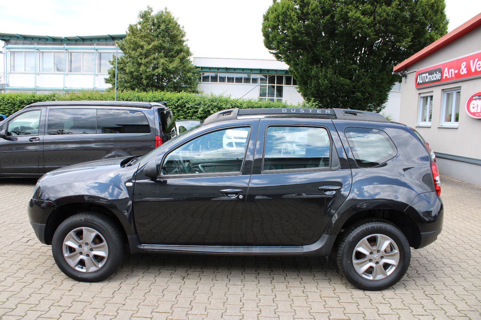 Fahrzeugabbildung Dacia Duster 1.6 SCe 115 4x2
