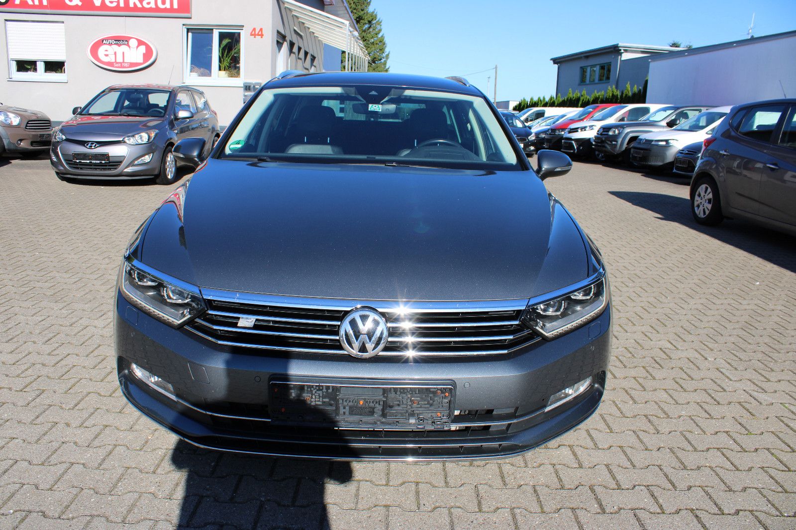 Fahrzeugabbildung Volkswagen Passat Variant 2.0 TDI DSG Highline