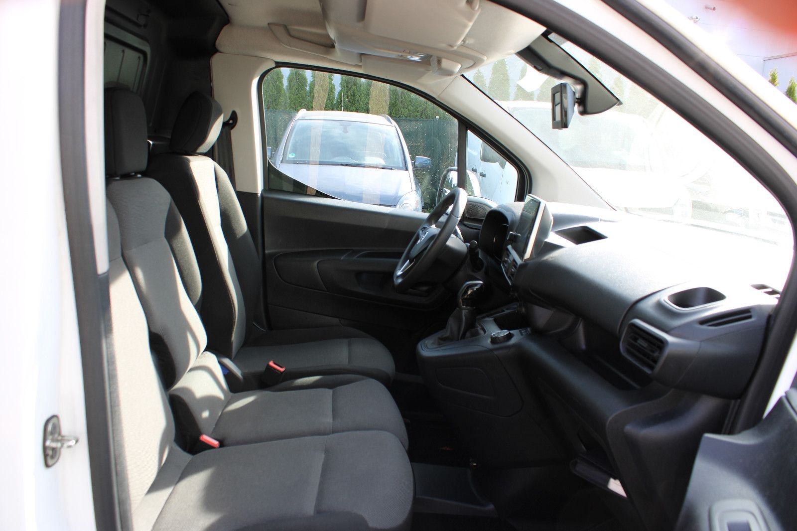 Fahrzeugabbildung Opel Combo Kasten 3.Sitzer Kamera,PDC,Klima