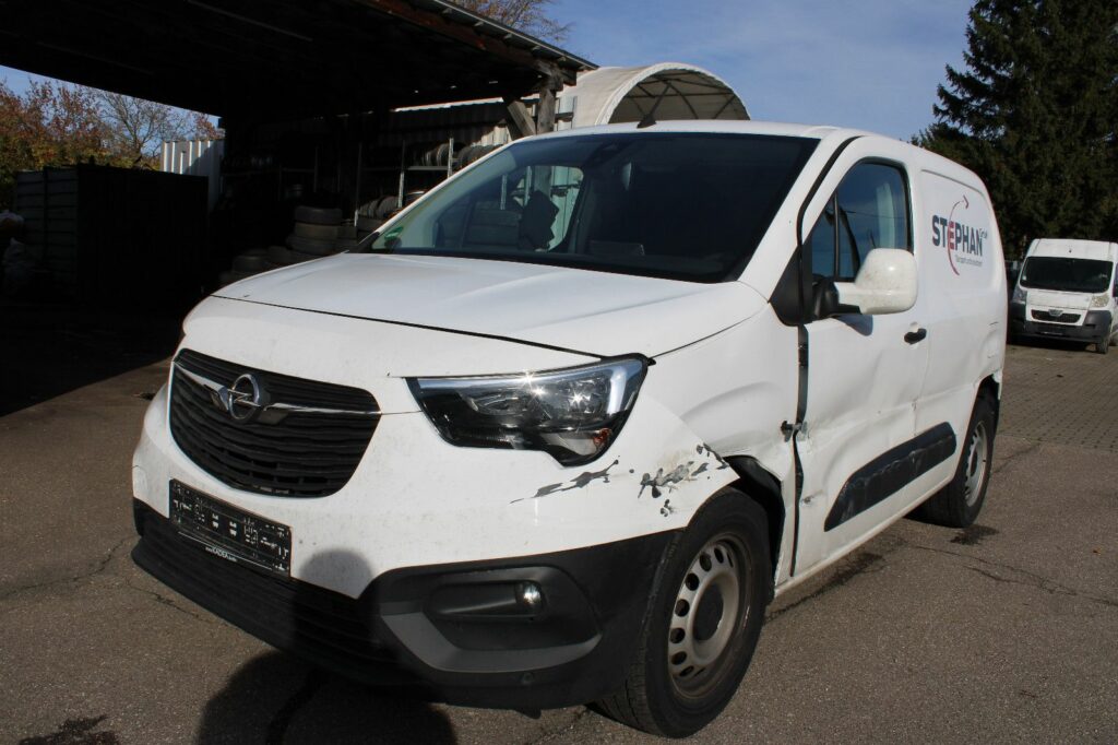 Opel Combo 1.5d Klima,Kamera,PDC