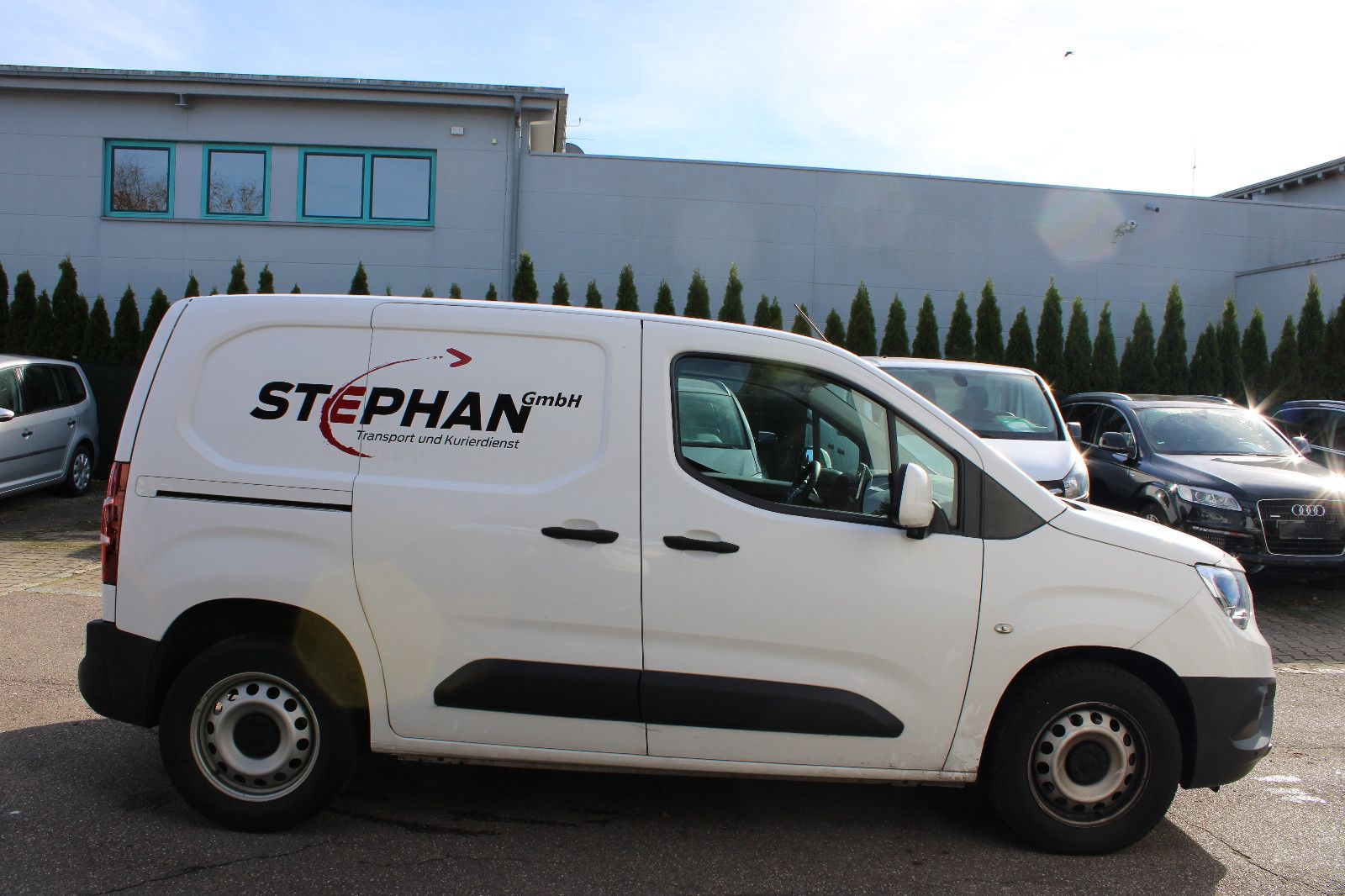 Fahrzeugabbildung Opel Combo 1.5d Klima,Kamera,PDC