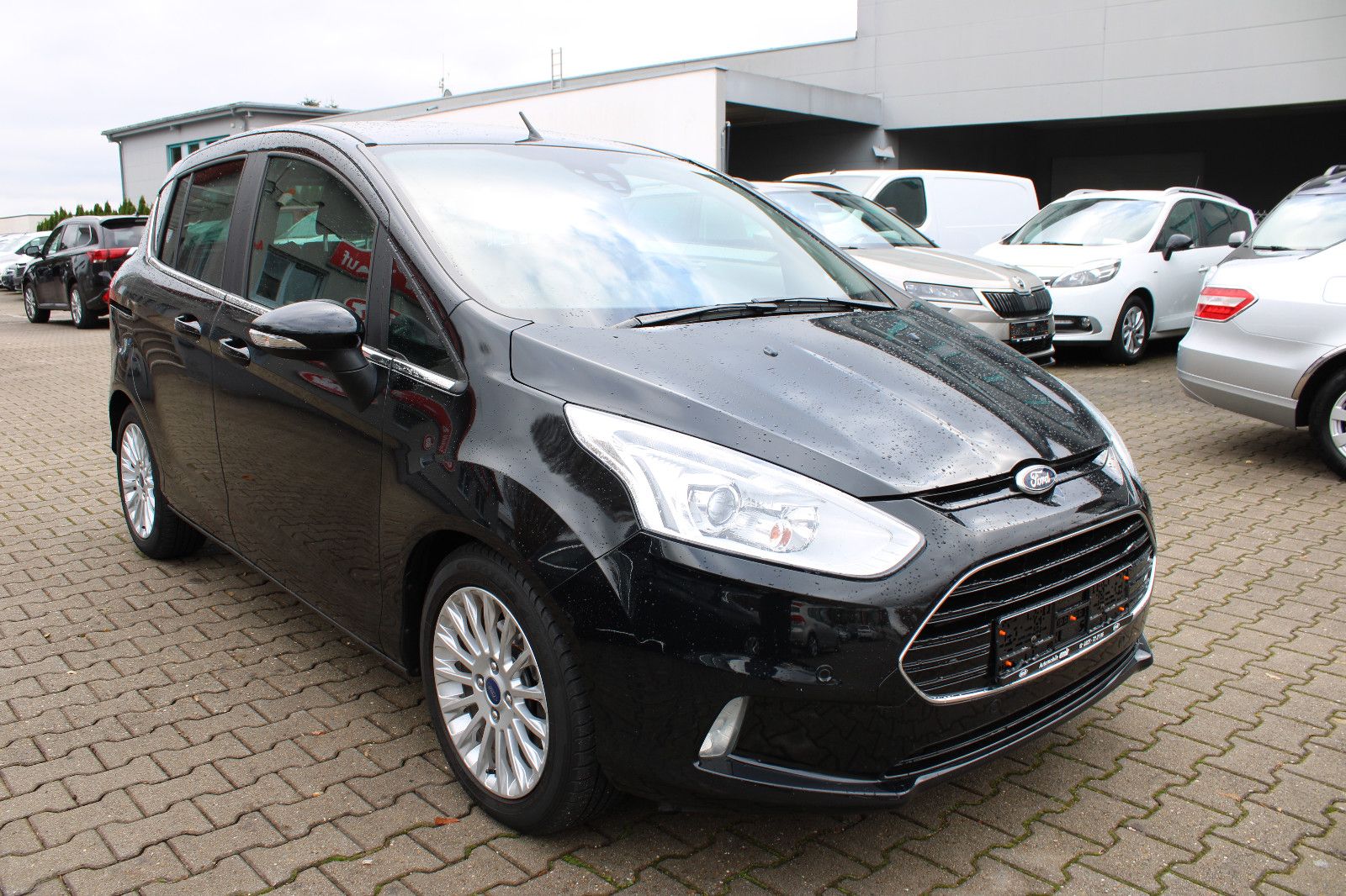 Fahrzeugabbildung Ford B-Max 1,0 EcoBoost Keyless,PDC,SHZ,LED
