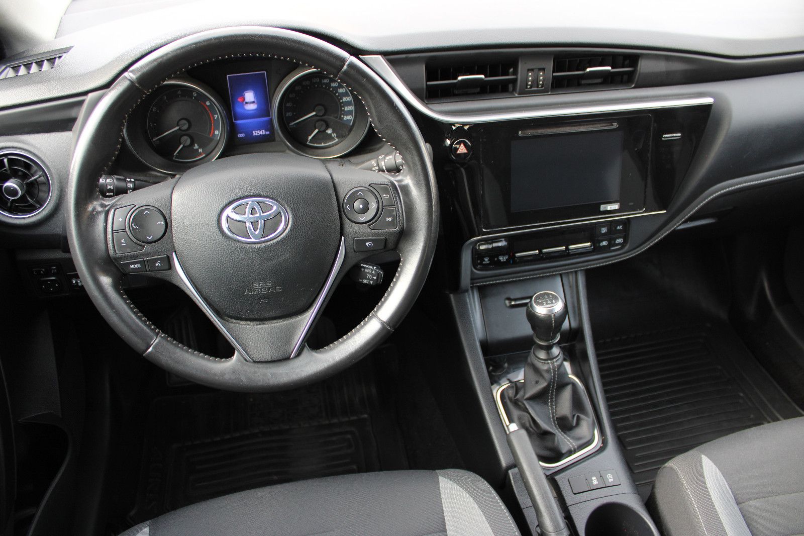 Fahrzeugabbildung Toyota Auris 1,2-l-Turbo PDC,Kamera,LED
