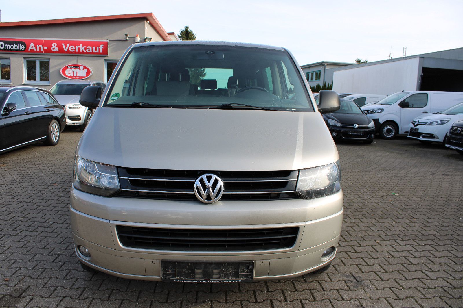 Fahrzeugabbildung Volkswagen T5 Multivan PDC,Schiebedach,AHK,SHZ,Navi