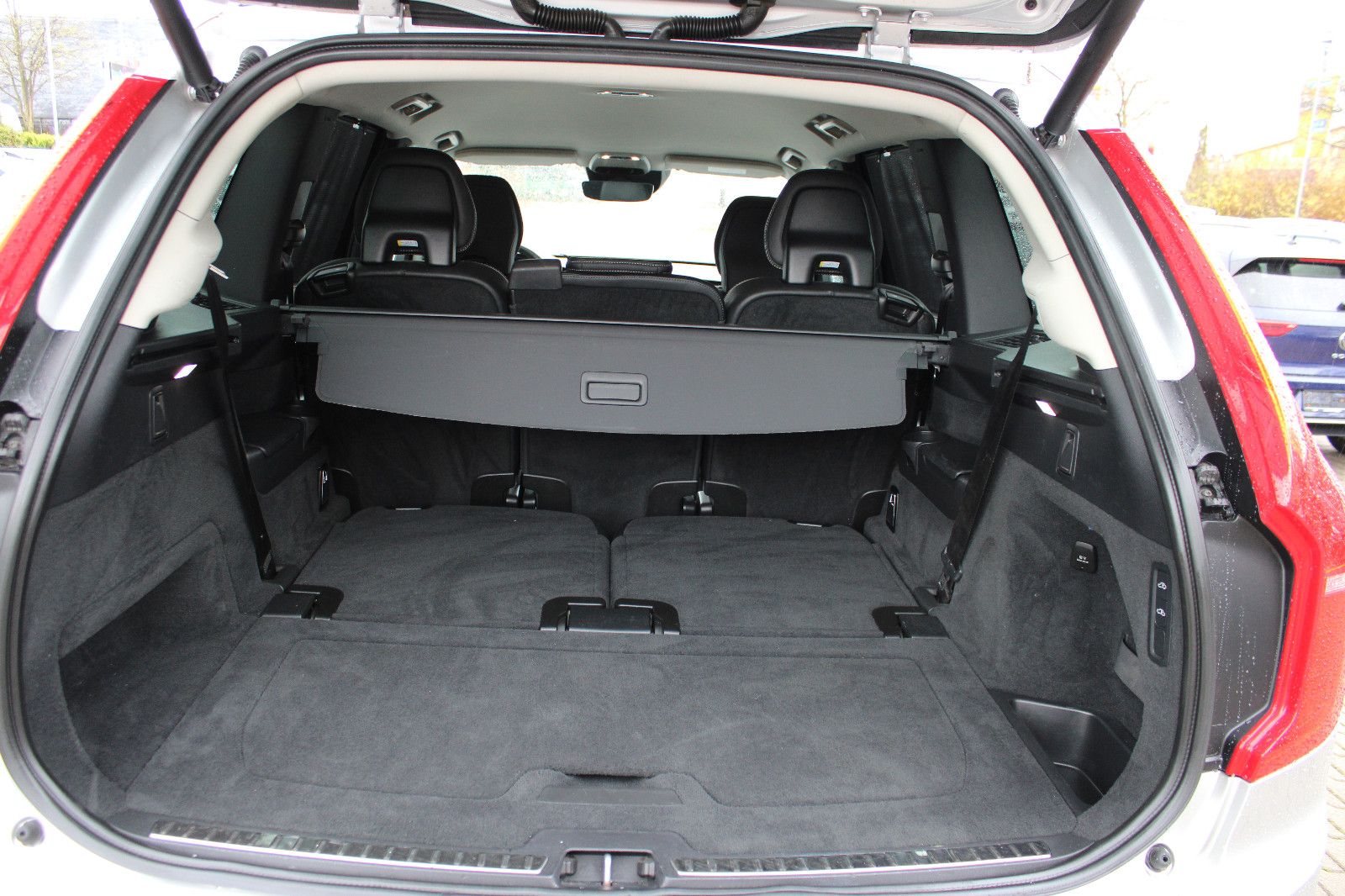 Fahrzeugabbildung Volvo XC90 B5 D AWD Inscription 7.Sitzer,Navi,Head-up