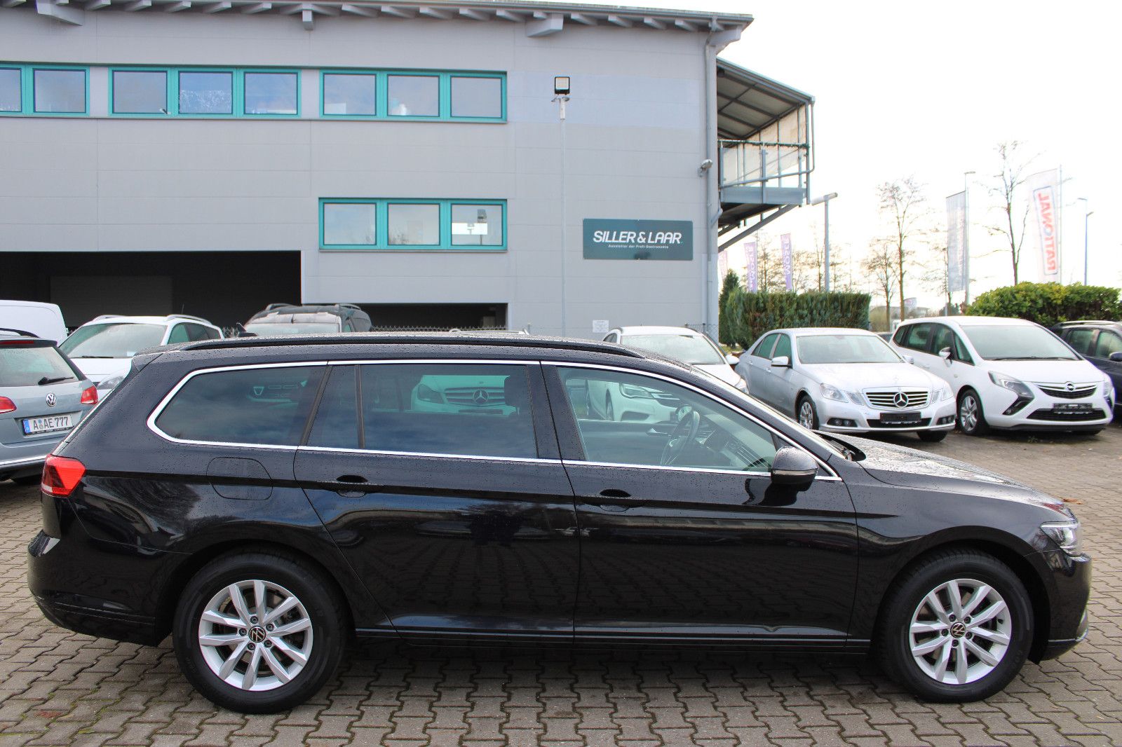Fahrzeugabbildung Volkswagen Passat Variant 2.0 TDI DSG Kamera,Navi,PDC,AHK,L