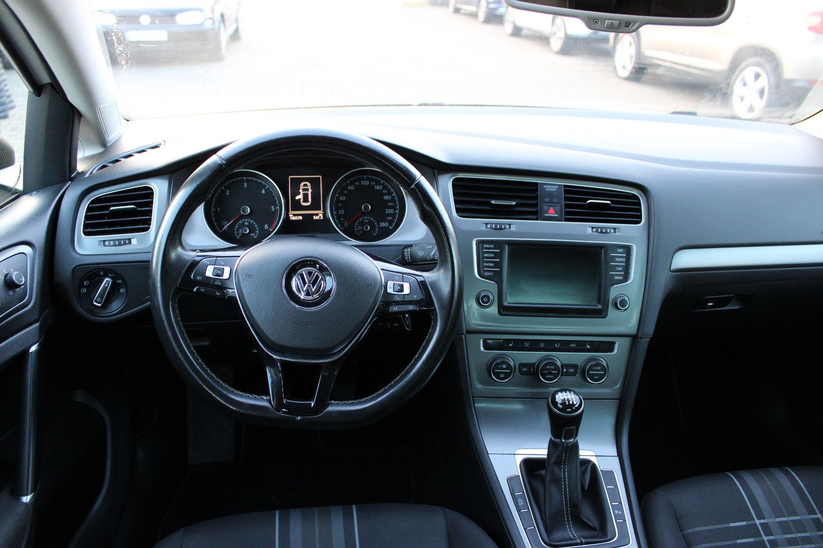 Fahrzeugabbildung Volkswagen Golf 2.0 TDI LOUNGE Navi,PDC,SHZ,Xenon.
