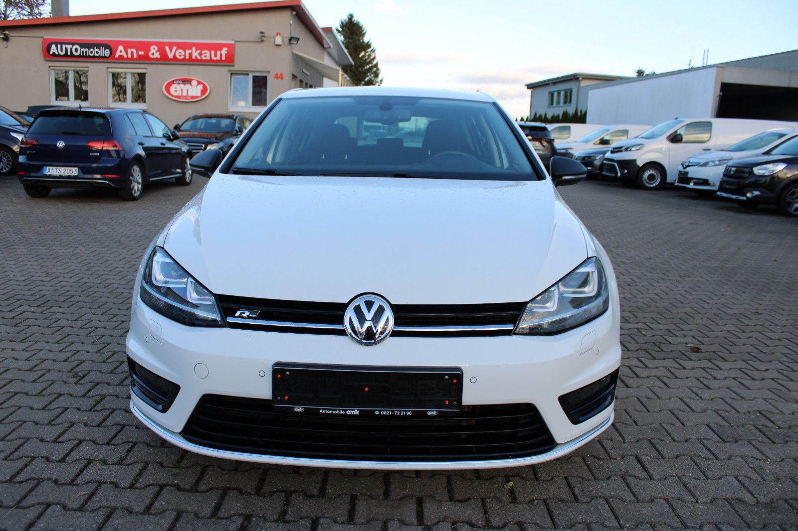 Fahrzeugabbildung Volkswagen Golf 2.0 TDI LOUNGE Navi,PDC,SHZ,Xenon.
