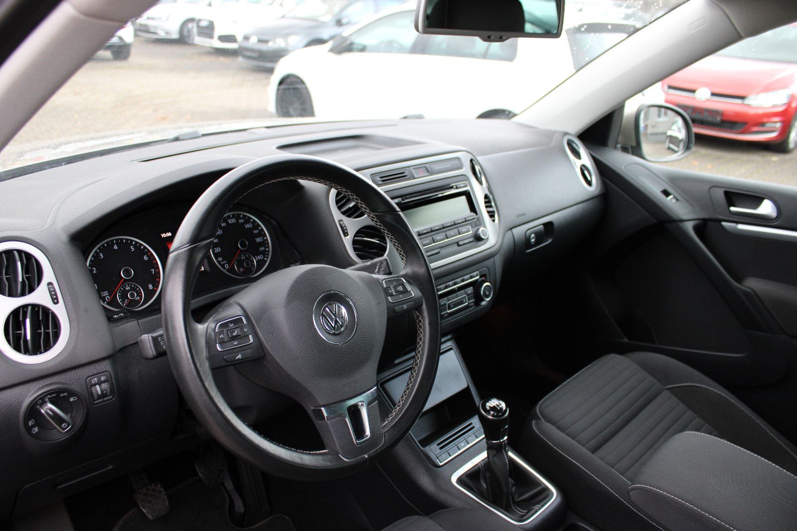 Fahrzeugabbildung Volkswagen Tiguan 1.4 TSI 4MOTION CUP Sport & Style