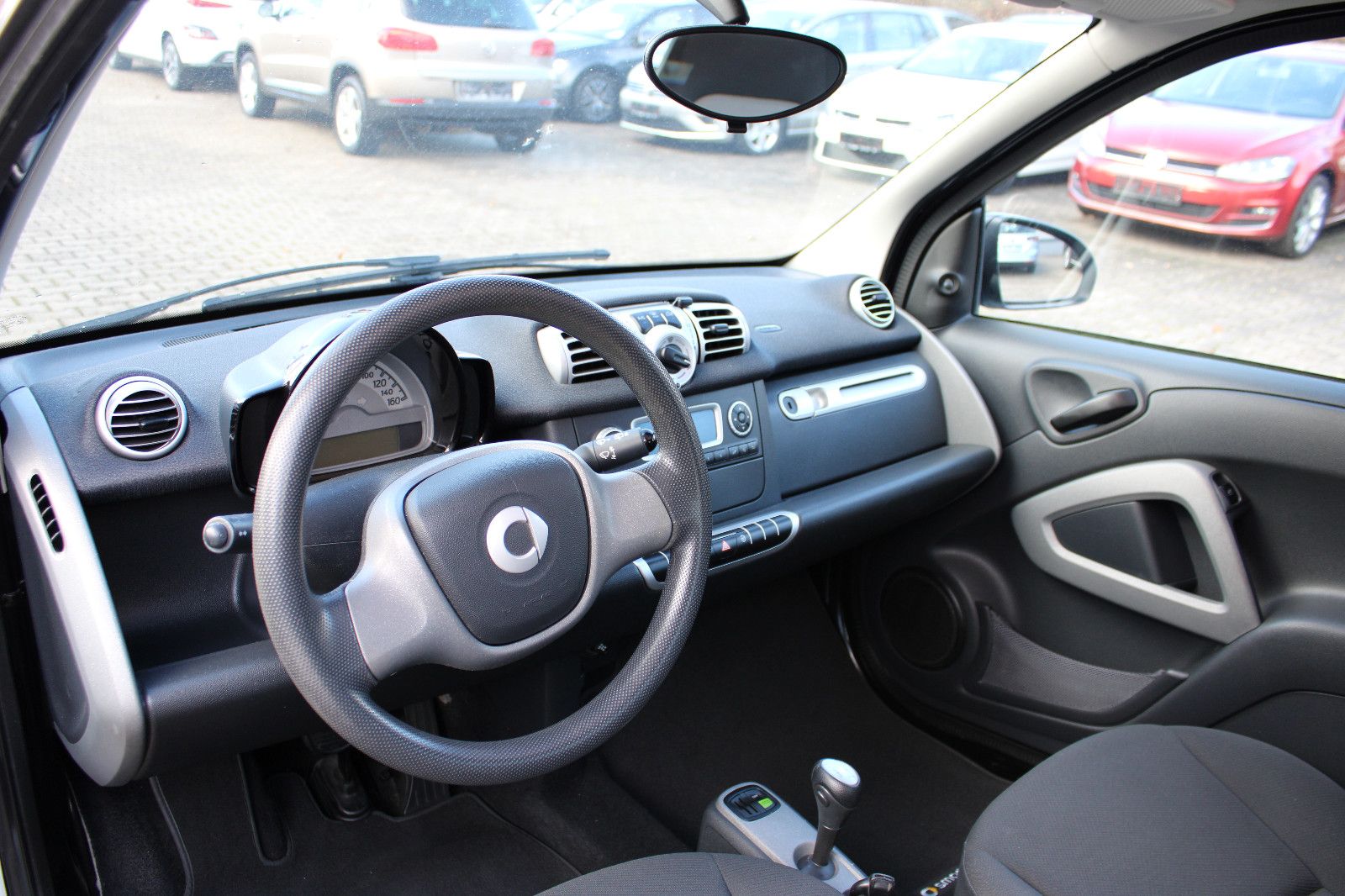 Fahrzeugabbildung Smart ForTwo coupé 1.0 Klima