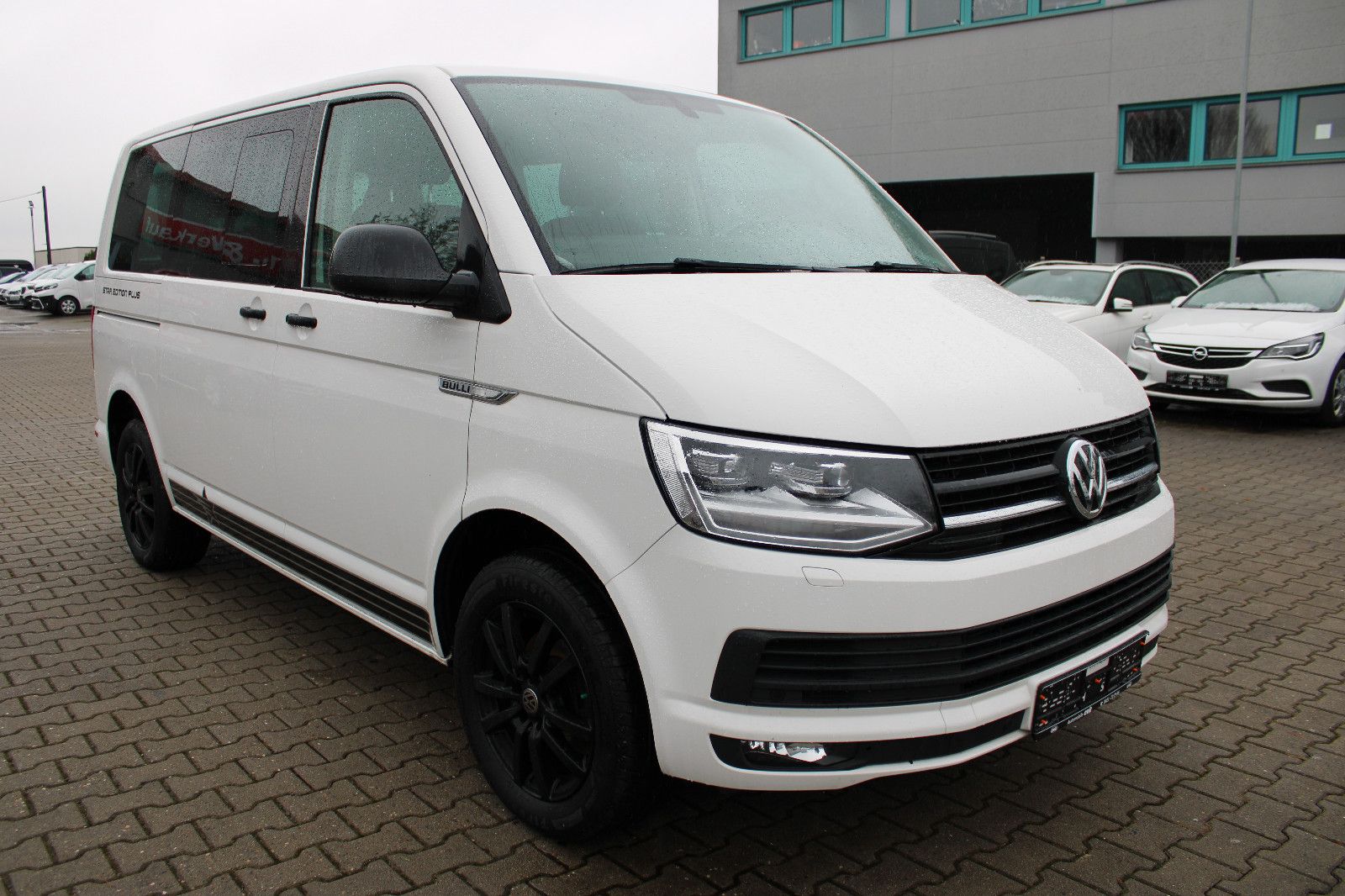 Fahrzeugabbildung Volkswagen T6 Multivan Navi,PDC,Standheizung,LED
