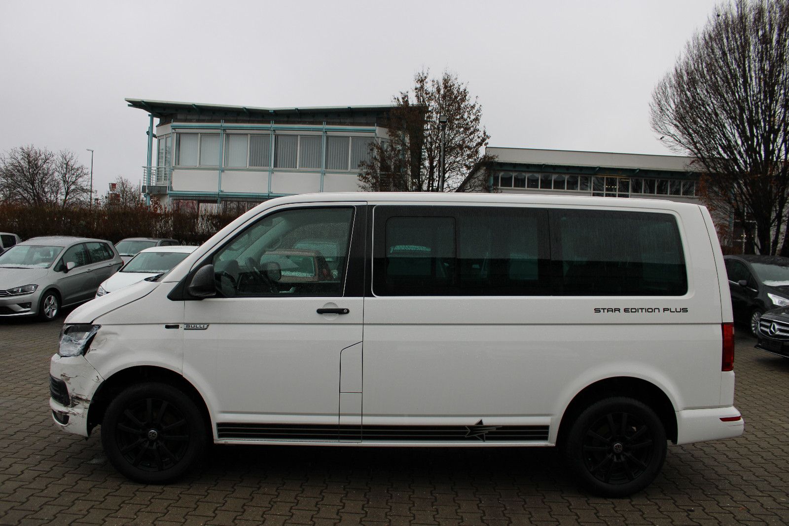 Fahrzeugabbildung Volkswagen T6 Multivan Navi,PDC,Standheizung,LED