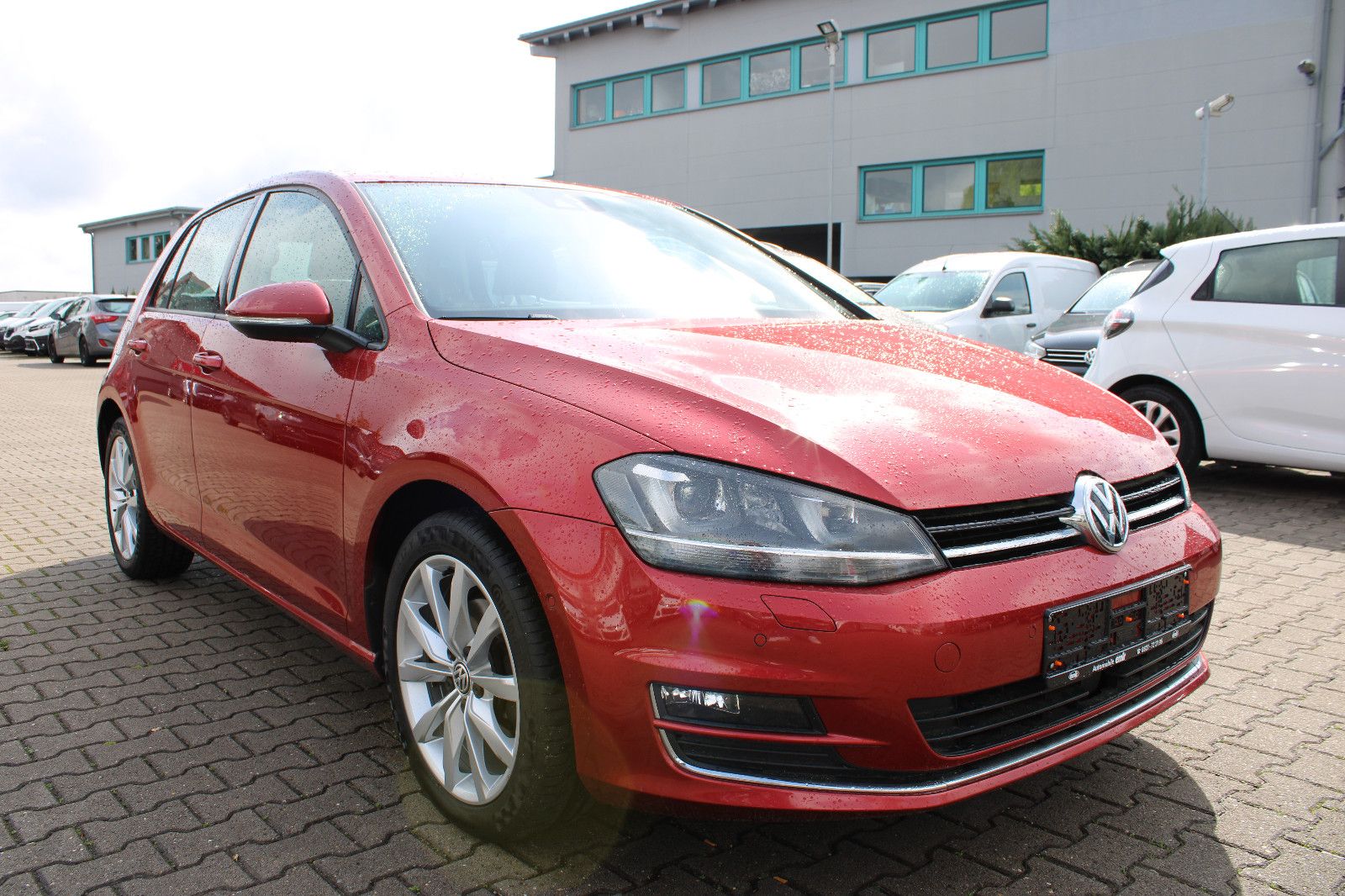 Fahrzeugabbildung Volkswagen Golf 1.4 TSI DSG Highline PDC,Kamera,Keyless