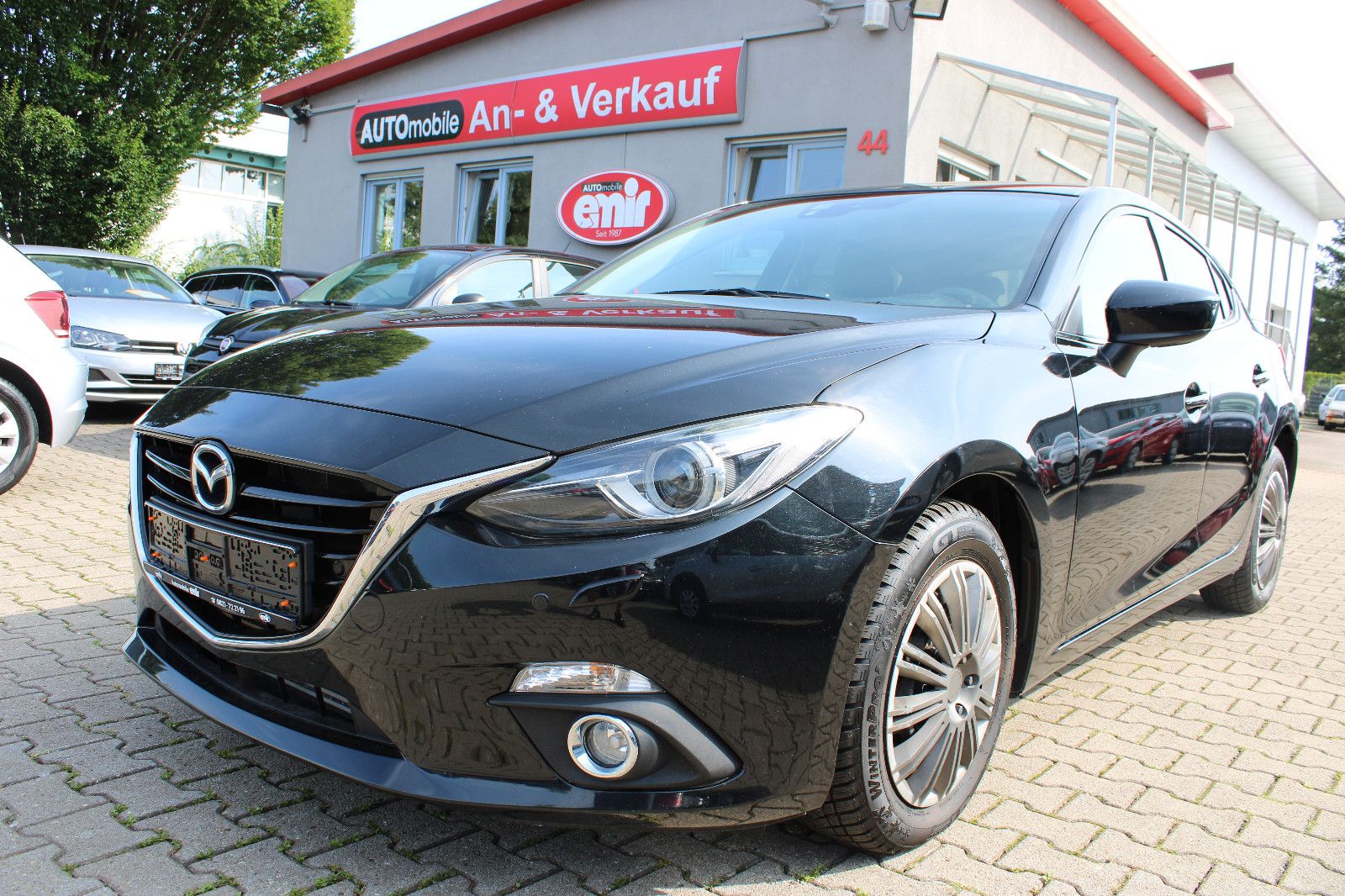 Fahrzeugabbildung Mazda 3 2.2 SKYACTIV-D 150 Sports-Line Navi,Xenon,Head