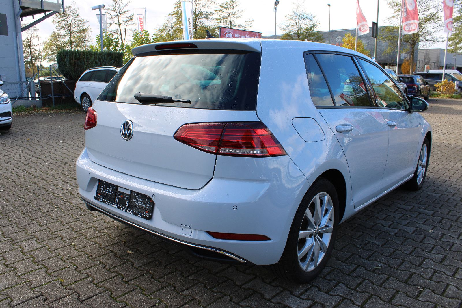 Fahrzeugabbildung Volkswagen Golf 1.4 TSI DSG Sound Navi,LED,SHZ,Apple