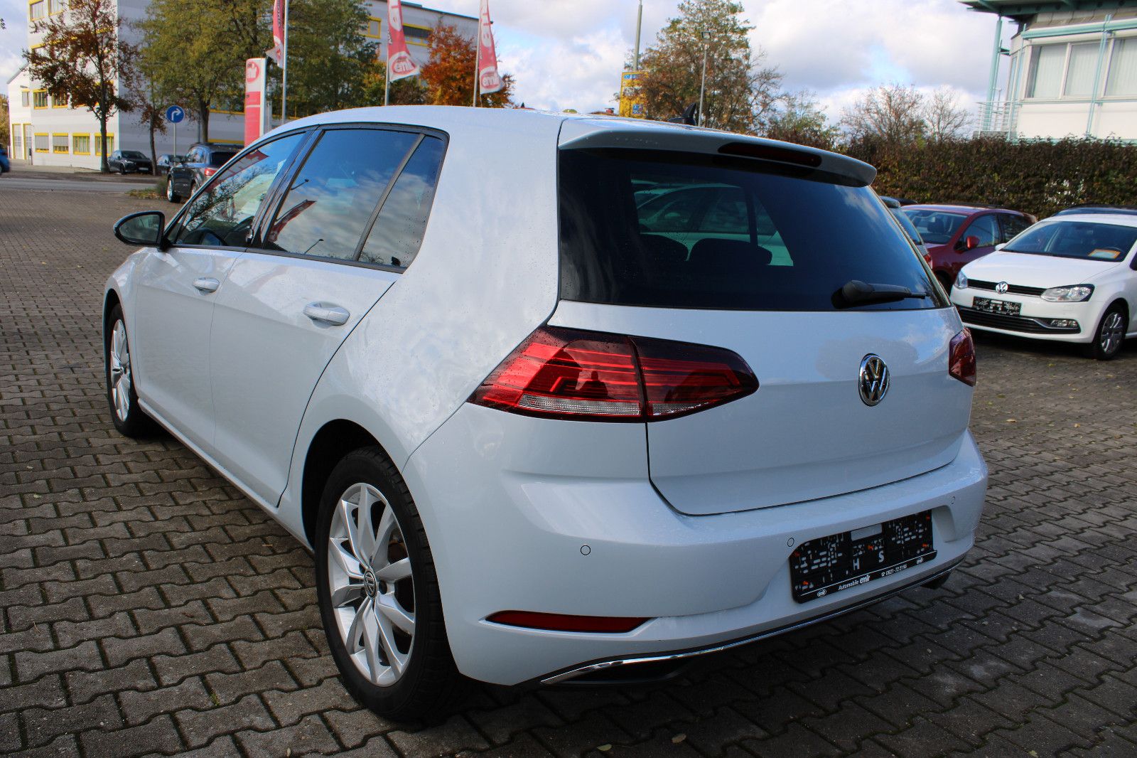 Fahrzeugabbildung Volkswagen Golf 1.4 TSI DSG Sound Navi,LED,SHZ,Apple