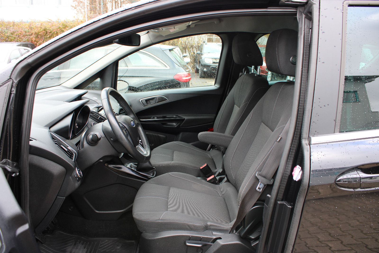 Fahrzeugabbildung Ford B-Max 1,0 EcoBoost Keyless,PDC,SHZ,LED