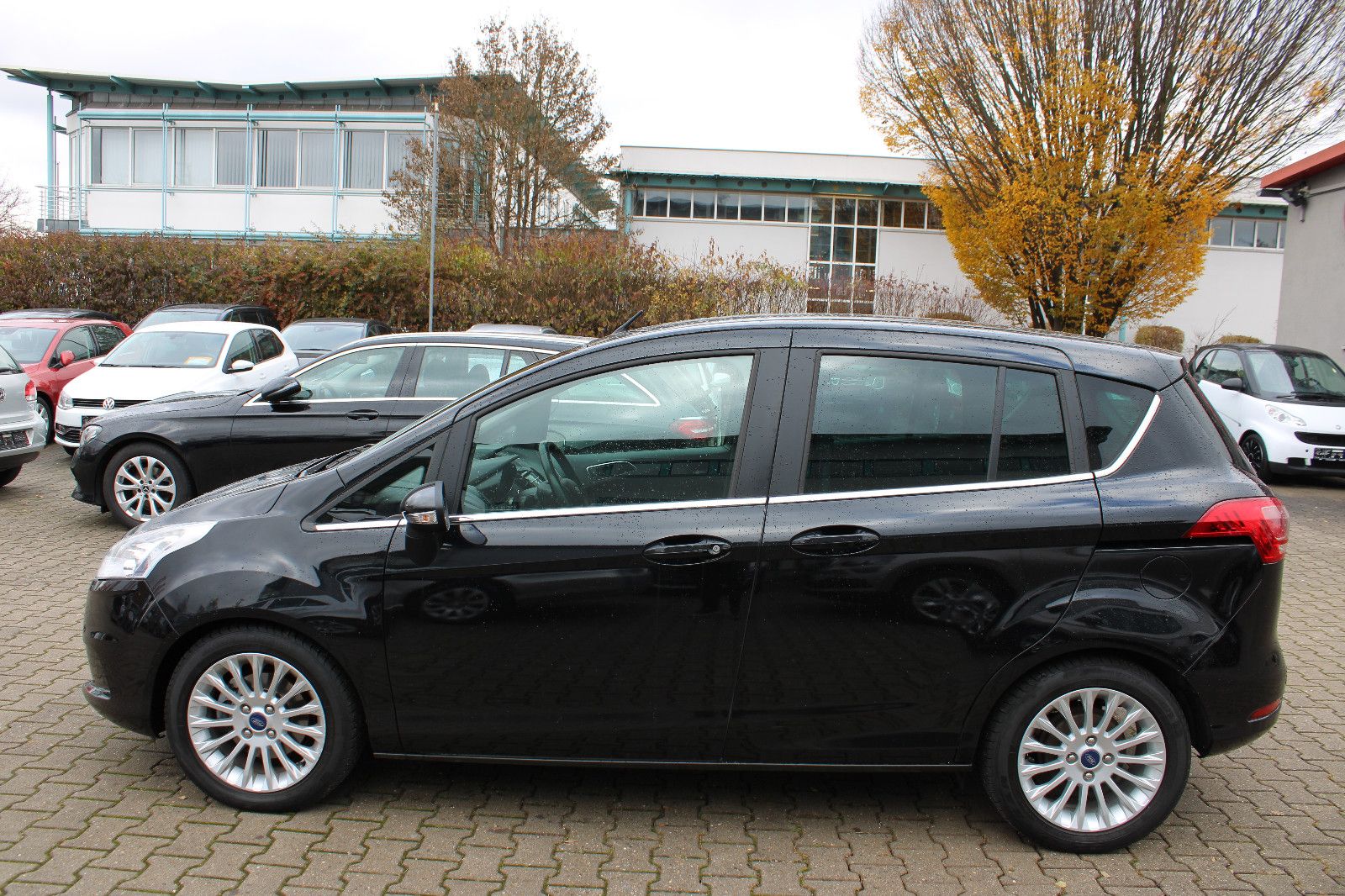 Fahrzeugabbildung Ford B-Max 1,0 EcoBoost Keyless,PDC,SHZ,LED