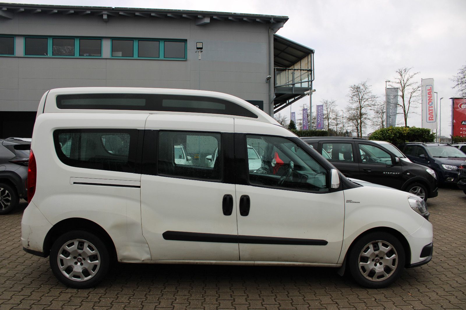 Fahrzeugabbildung Fiat Doblo Maxi XL  1.6 16V Multijet PDC,SHZ