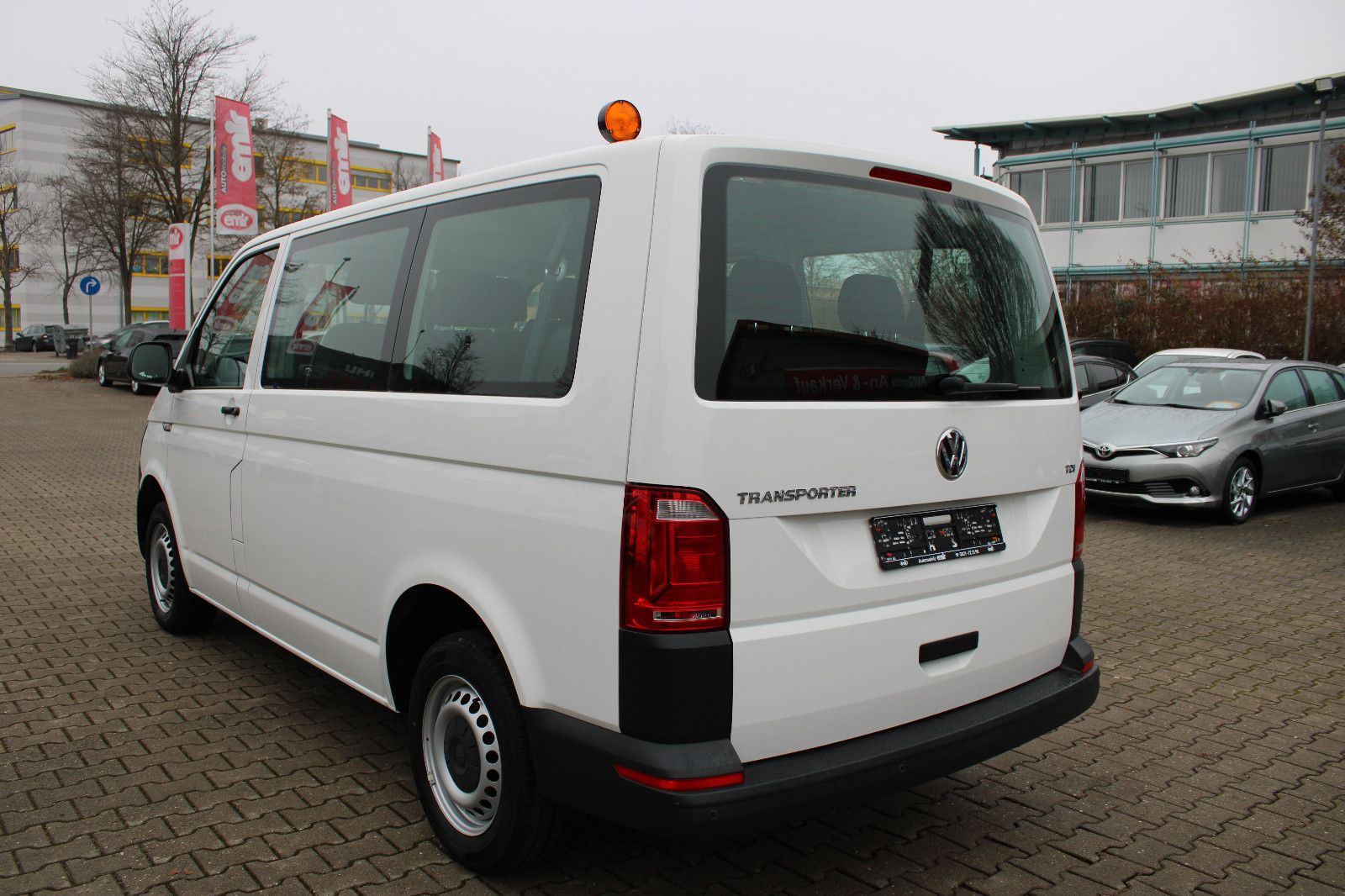Fahrzeugabbildung Volkswagen T6 Transporter 9.Sitzer Klima,PDC