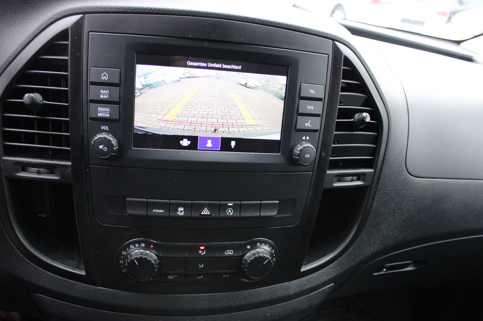 Fahrzeugabbildung Mercedes-Benz Vito Lang Automatik,Kamera,Navi,SHZ,Tempomat