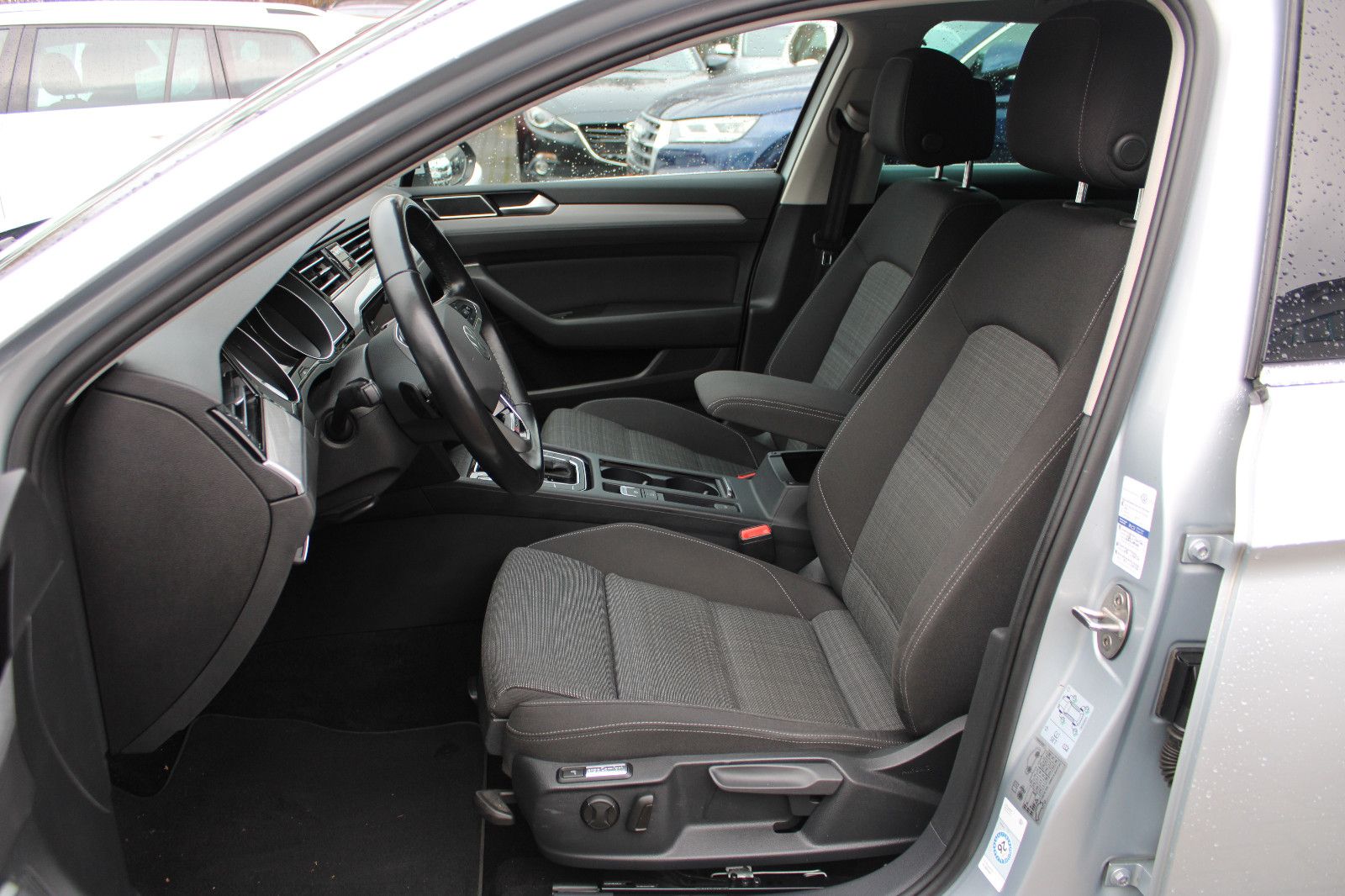 Fahrzeugabbildung Volkswagen Passat Variant 2.0 TDI DSG 4Motion,Navi,PDC,Kame