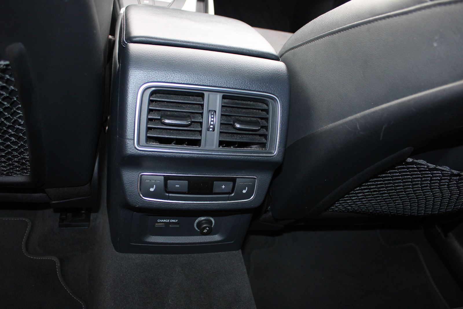 Fahrzeugabbildung Audi Q5 2.0 TFSI S tronic quattro S-Line