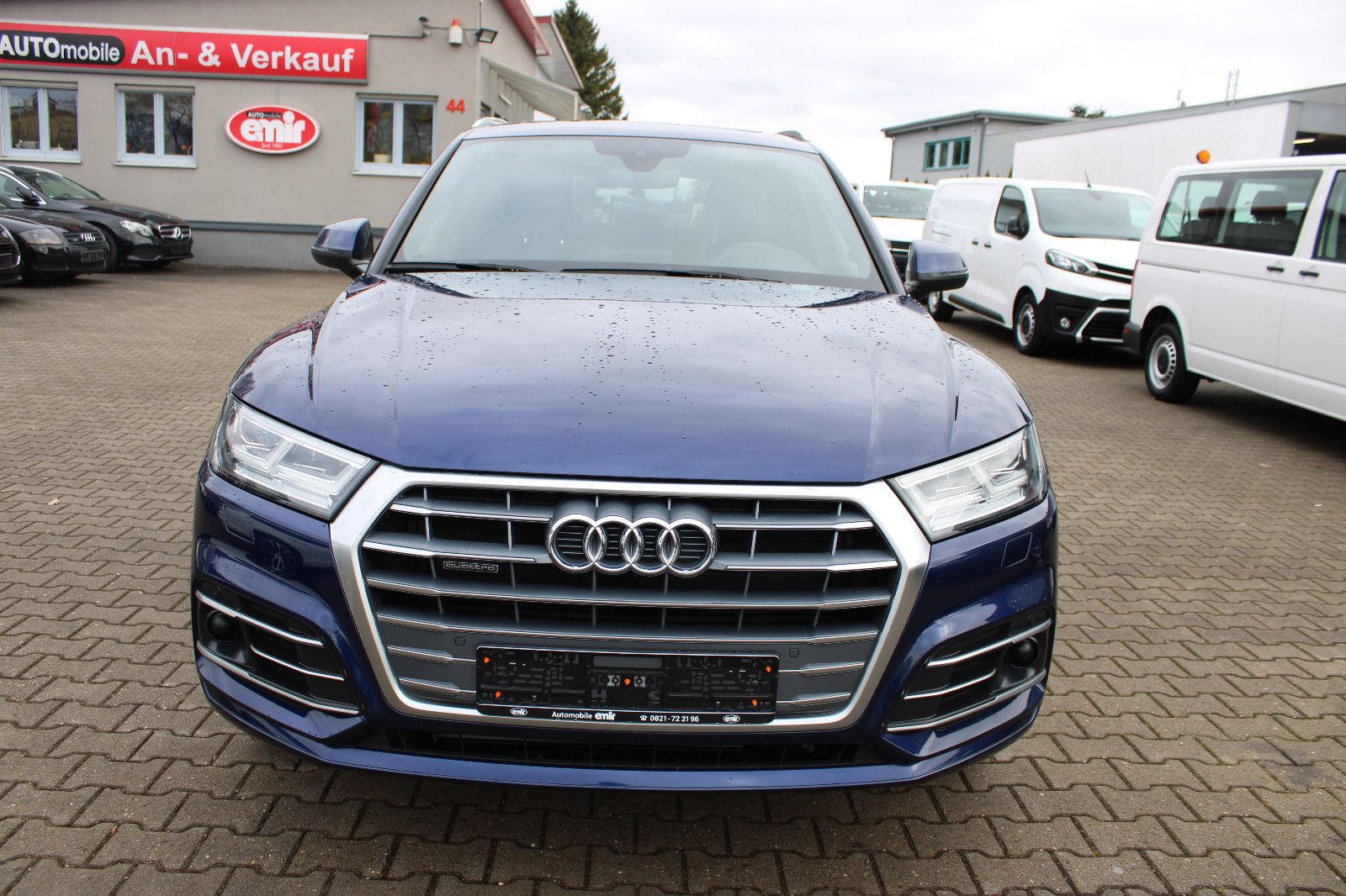Fahrzeugabbildung Audi Q5 2.0 TFSI S tronic quattro S-Line