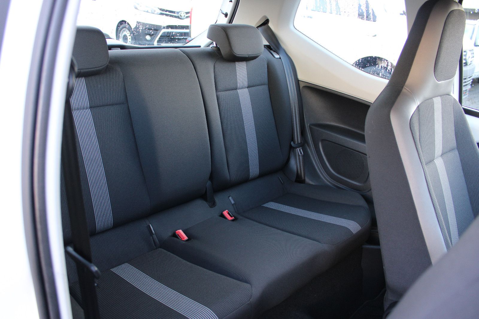 Fahrzeugabbildung Volkswagen up! 1.0 Klima,PDC,SHZ