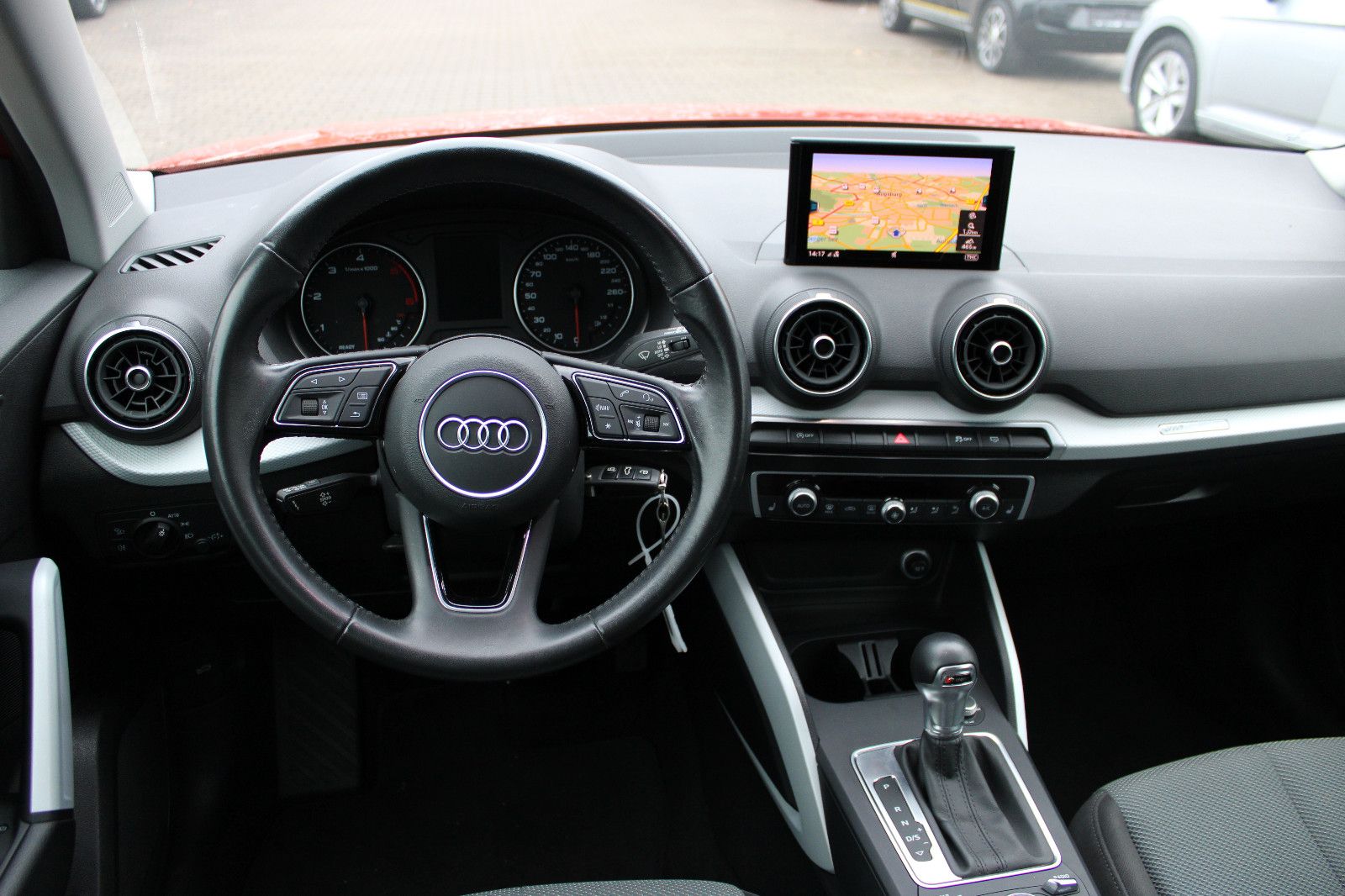 Fahrzeugabbildung Audi Q2 1.6 TDI S tronic Navi,PDC,AHK,LED