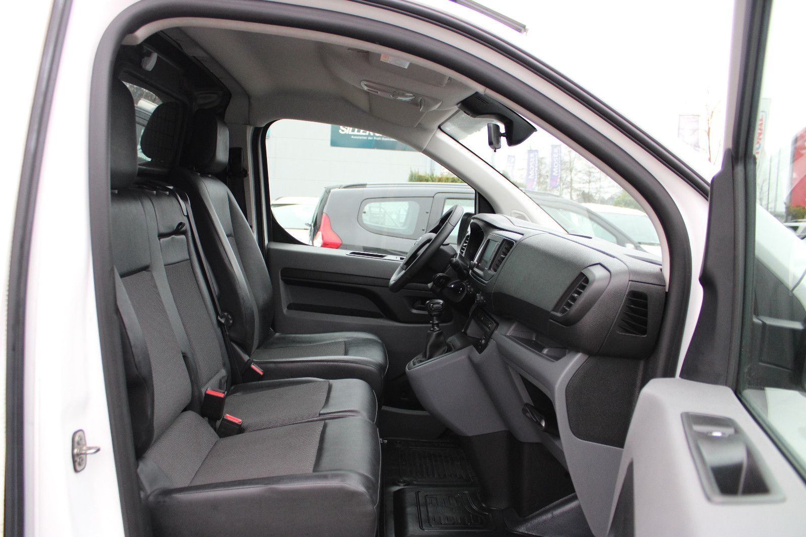 Fahrzeugabbildung Toyota Proace Meister Kasten L2 Kamera,PDC,USB