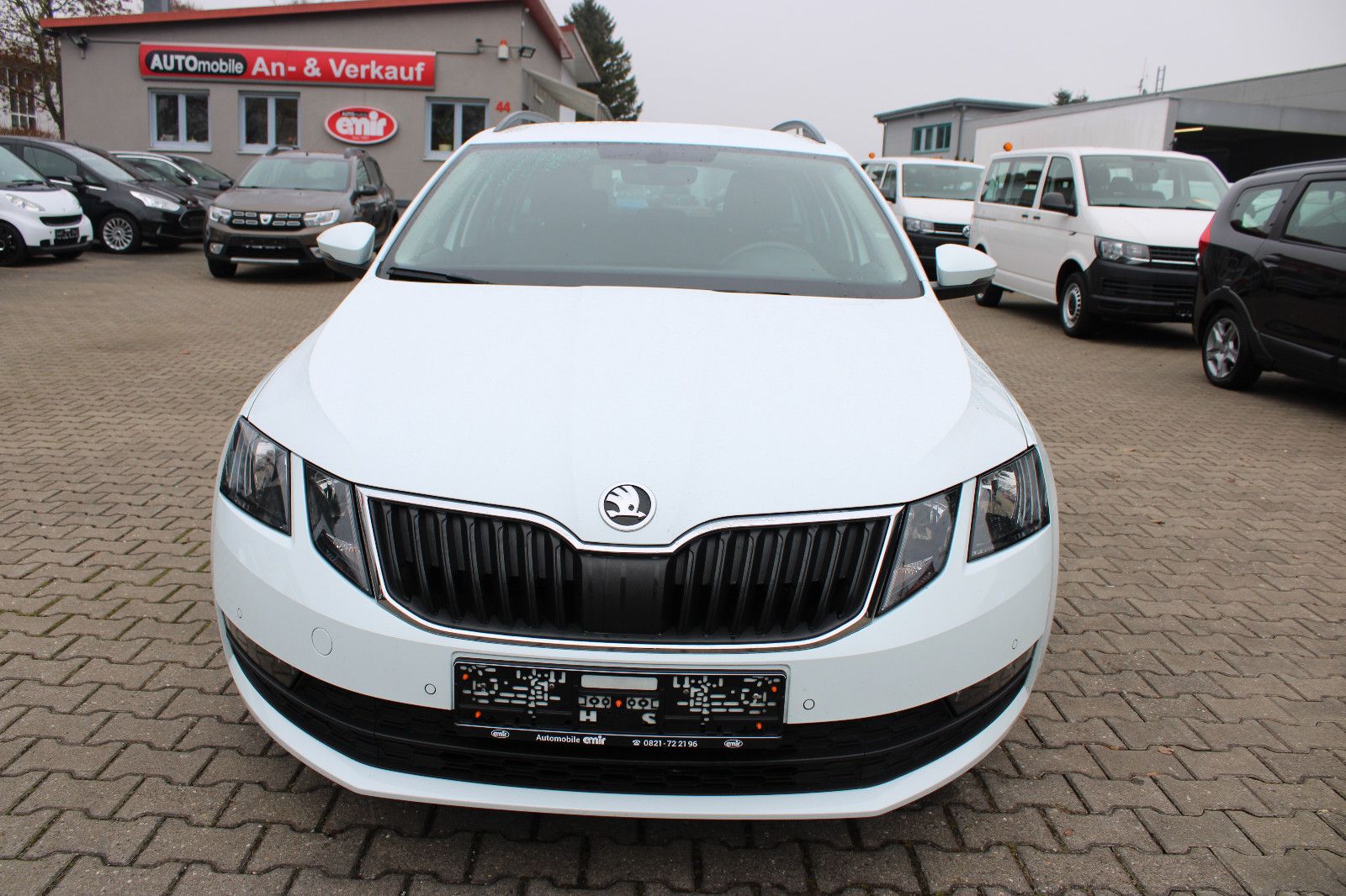 Fahrzeugabbildung SKODA Octavia 1.6 TDI Combi Navi,PDC,LED,SHZ,Apple