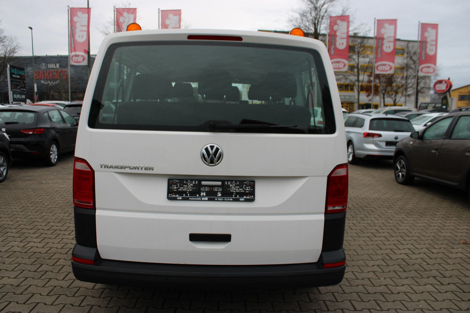Fahrzeugabbildung Volkswagen T6 Transporter 2.0TDI 9.Sitzer PDC,Klima