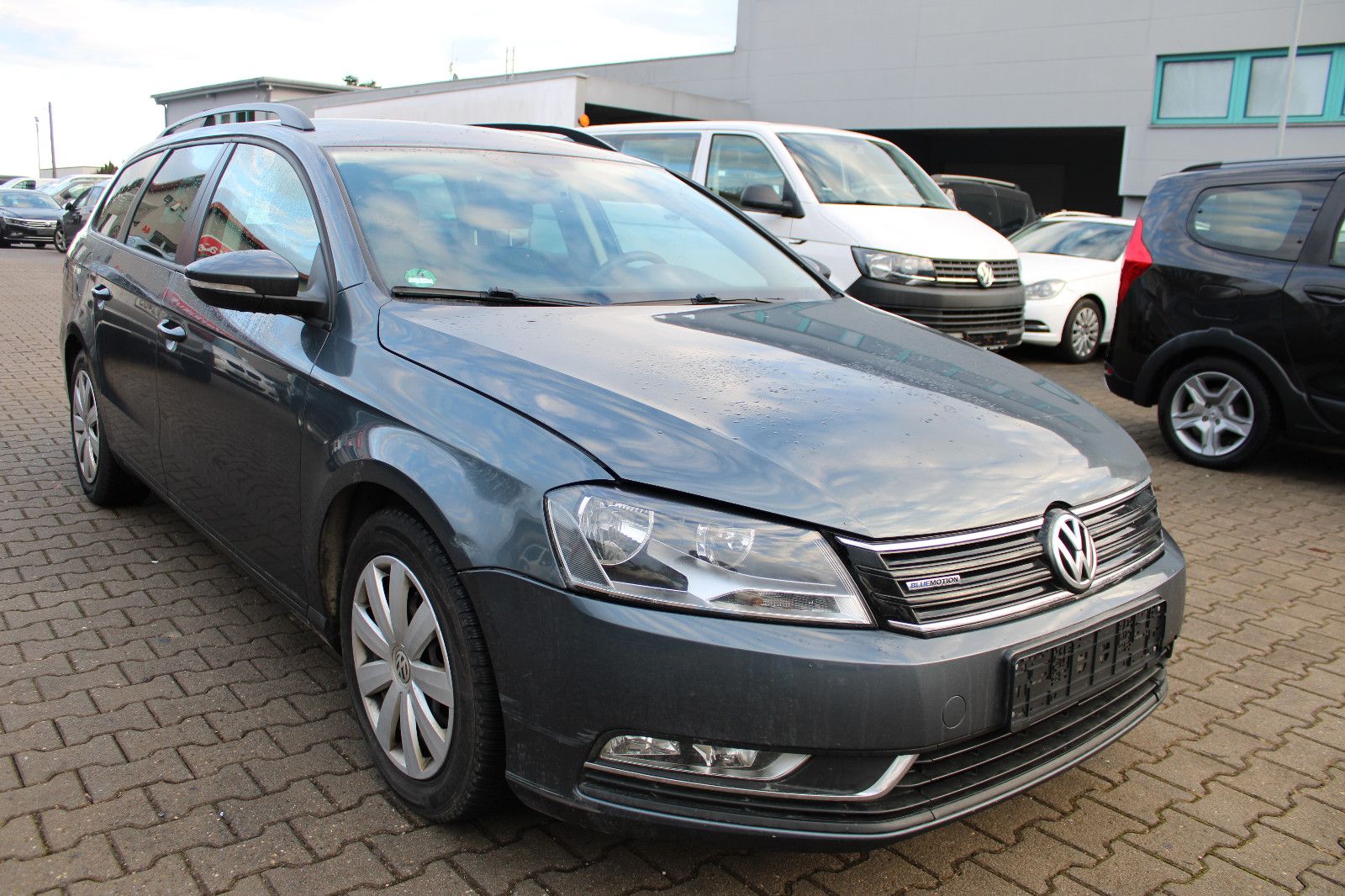 Fahrzeugabbildung Volkswagen Passat Variant 1.6 TDI Klimaautom, SHZ,