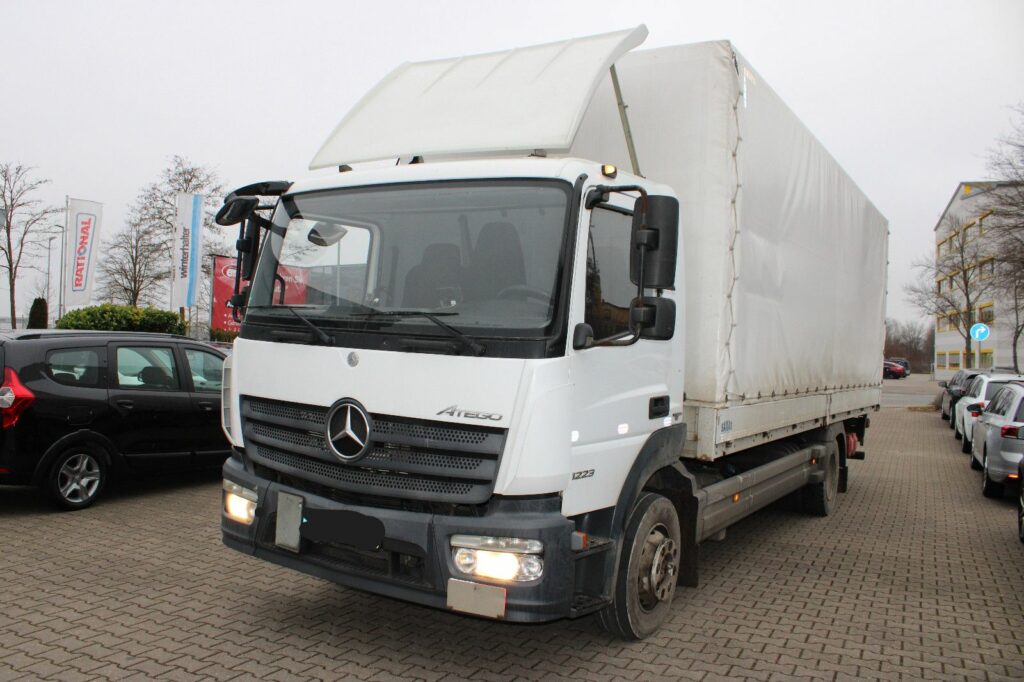 Mercedes-Benz Atego 1223