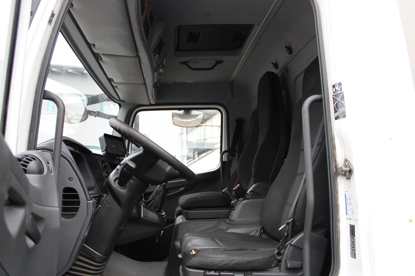 Fahrzeugabbildung Mercedes-Benz Atego 1223