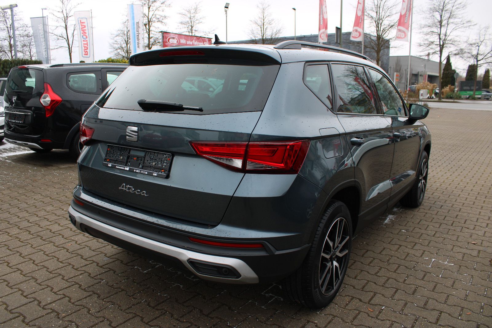 Fahrzeugabbildung SEAT Ateca 2.0 TDI Navi,Kamera,PDC,AHK,LED,Leder