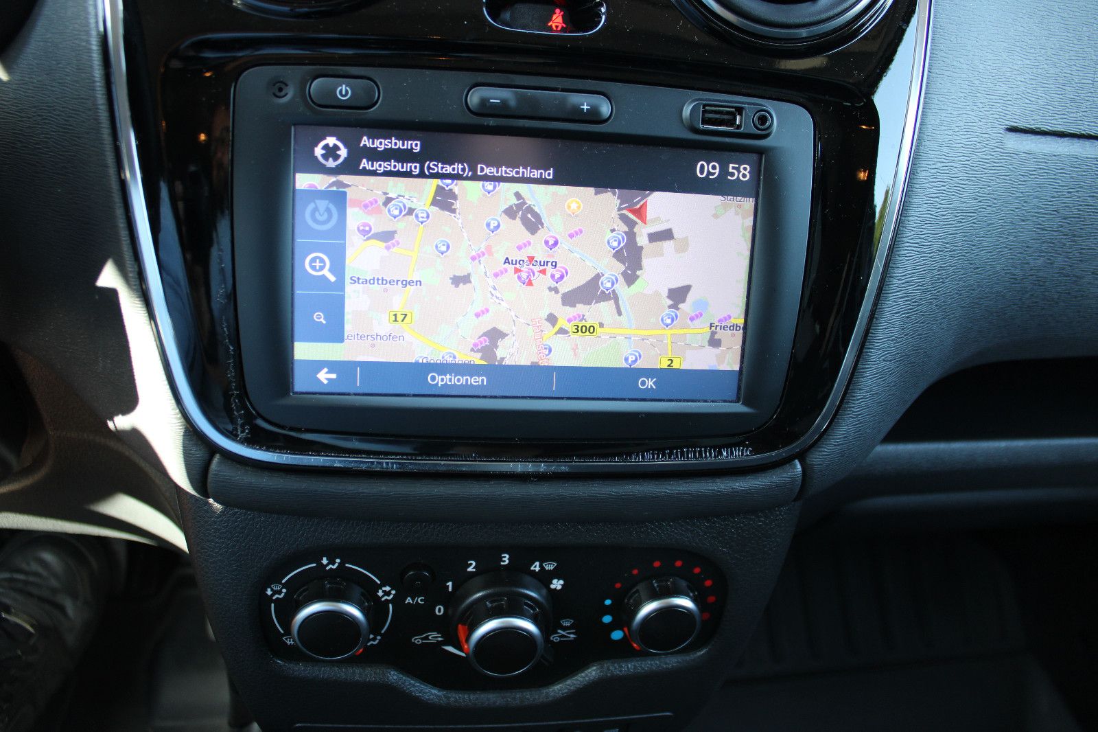 Fahrzeugabbildung Dacia Dokker SCe Stepway Navi,PDC,Tempomat