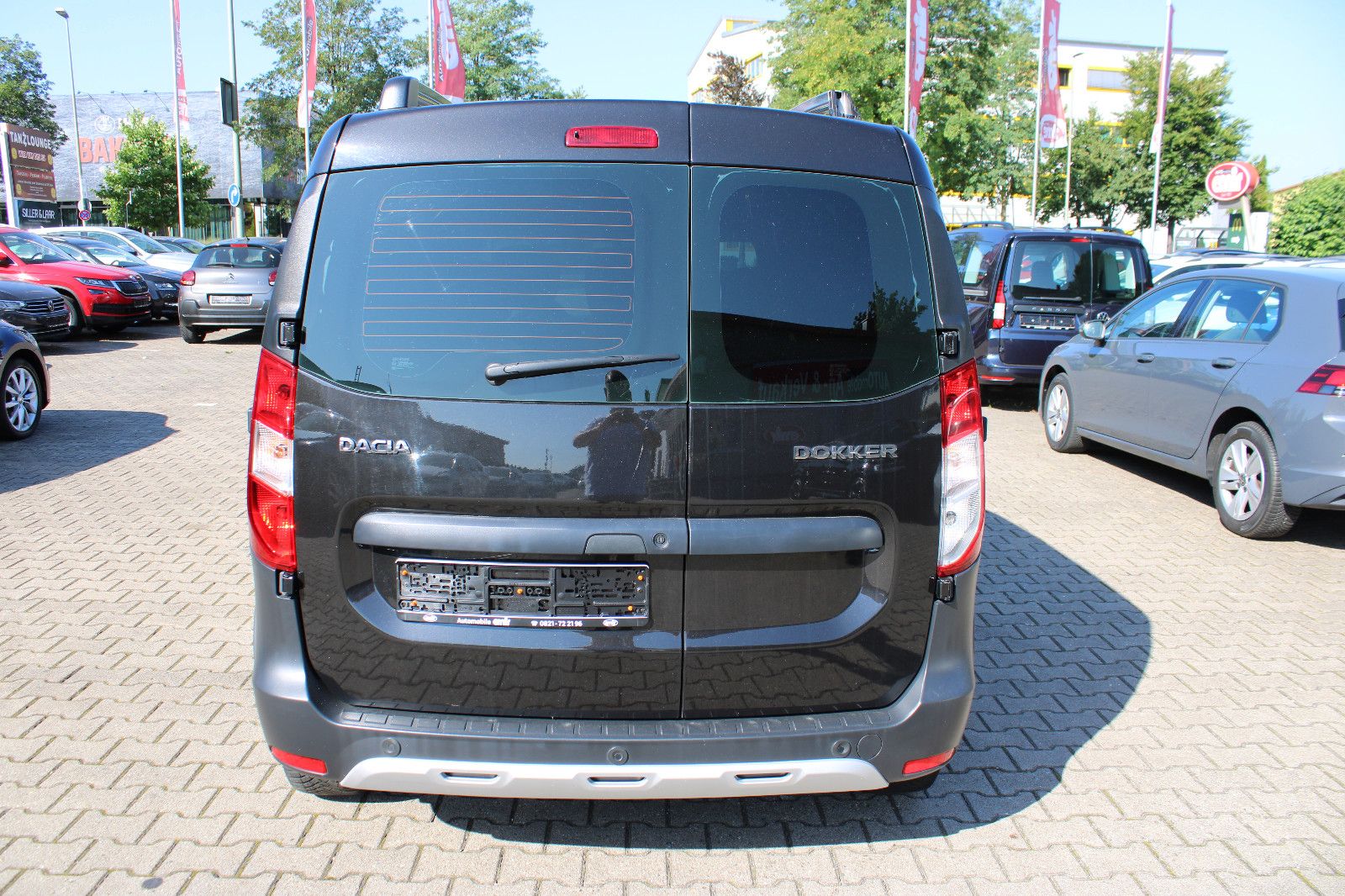 Fahrzeugabbildung Dacia Dokker SCe Stepway Navi,PDC,Tempomat