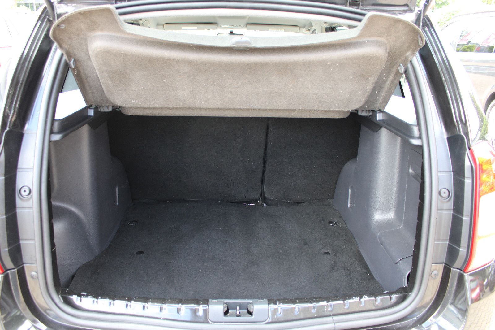 Fahrzeugabbildung Dacia Duster 1.6 SCe 115 4x2