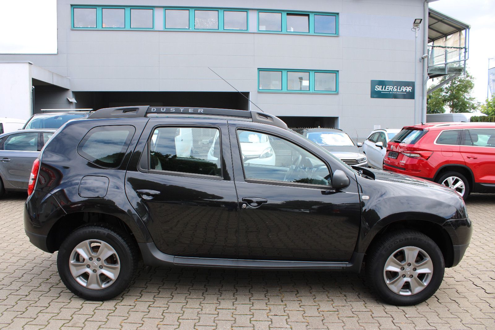 Fahrzeugabbildung Dacia Duster 1.6 SCe 115 4x2