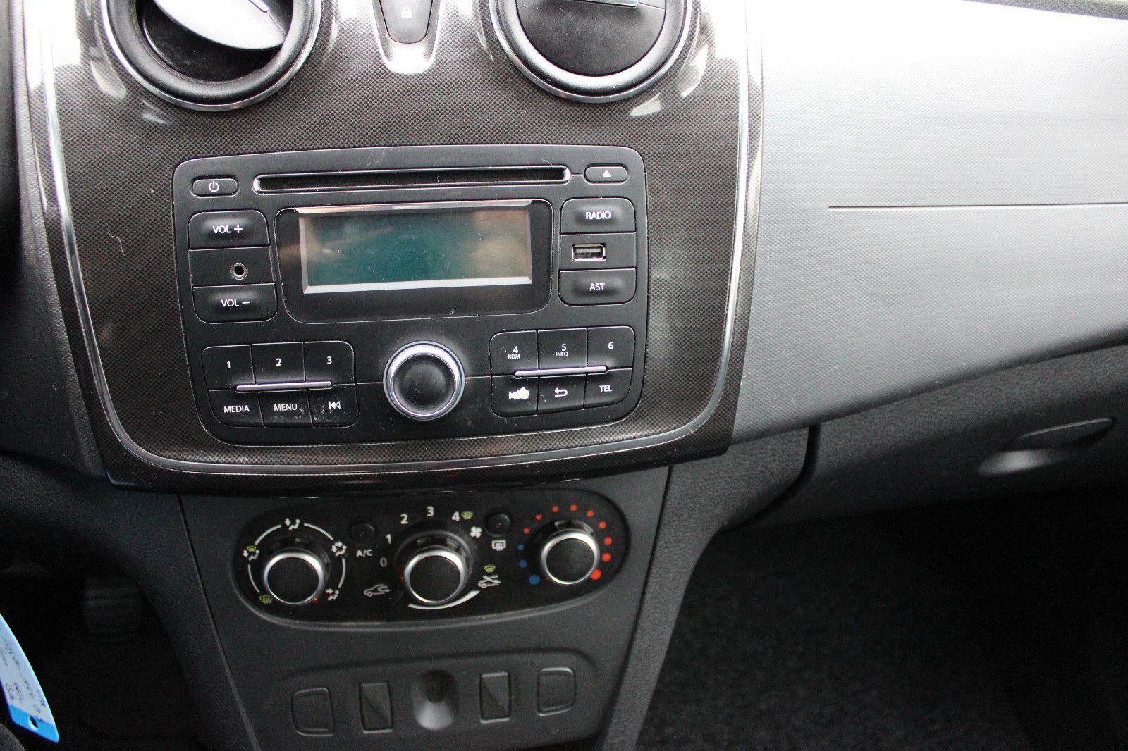 Fahrzeugabbildung Dacia Logan MCV TCe 90 LPG