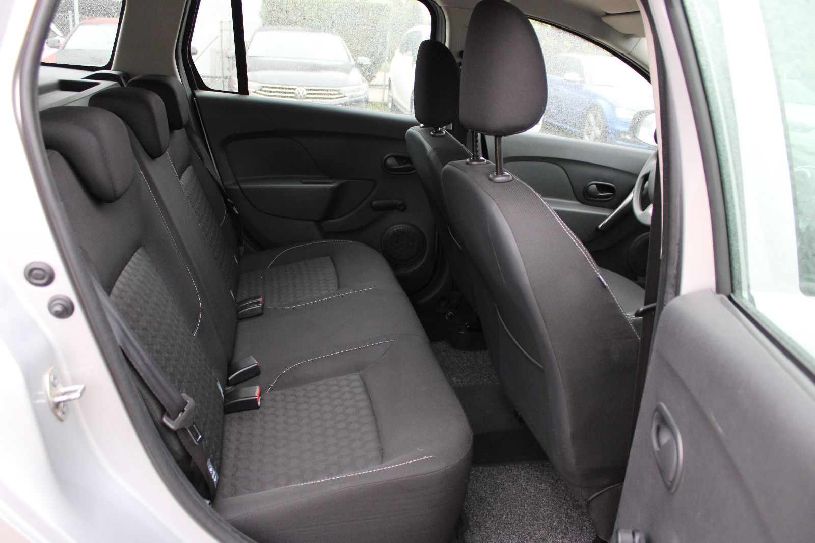 Fahrzeugabbildung Dacia Logan MCV 1.2  LPG Klima