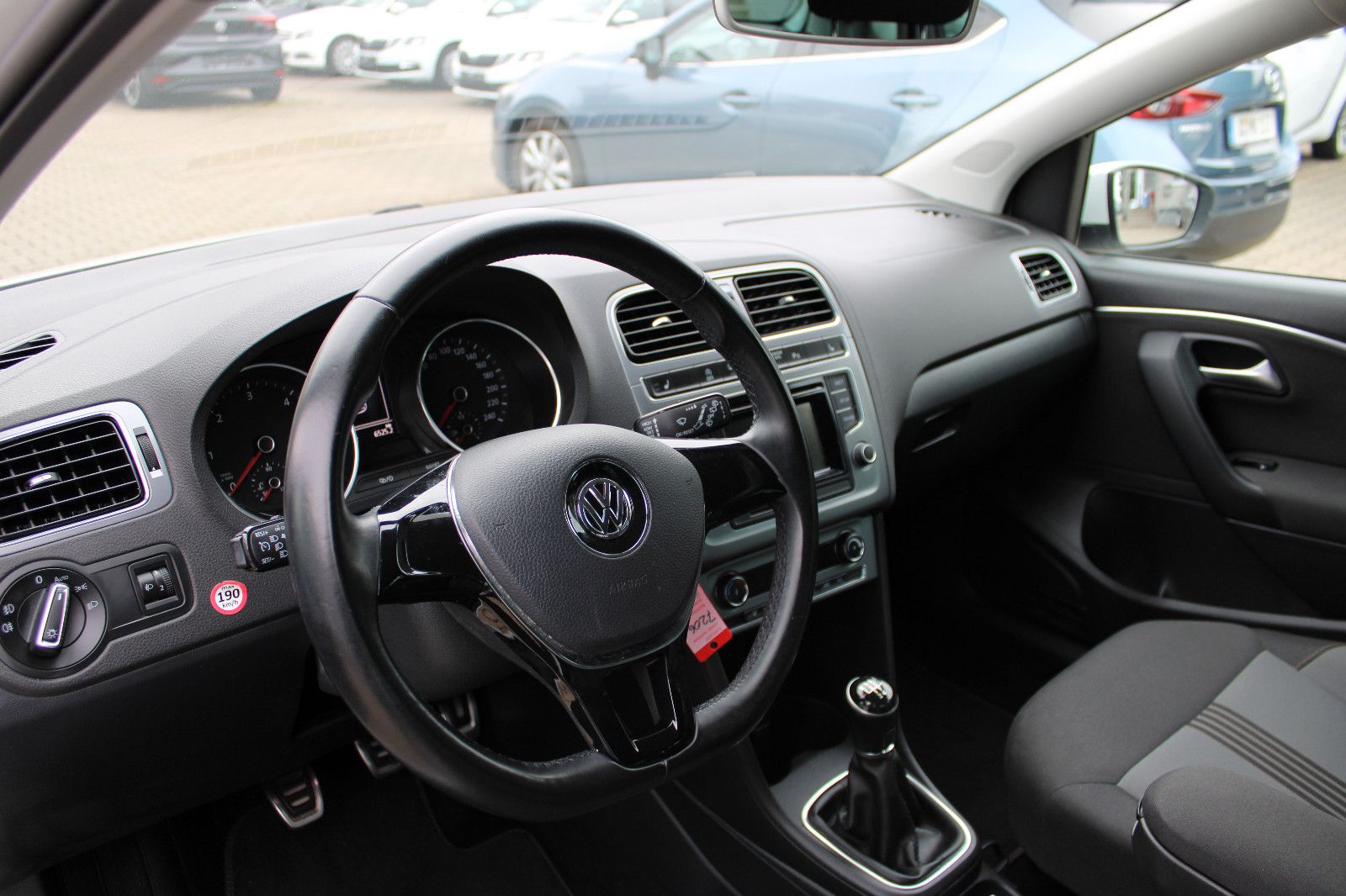 Fahrzeugabbildung Volkswagen Polo 1.4 TDI ALLSTAR PDC,SHZ,Klimaautom.