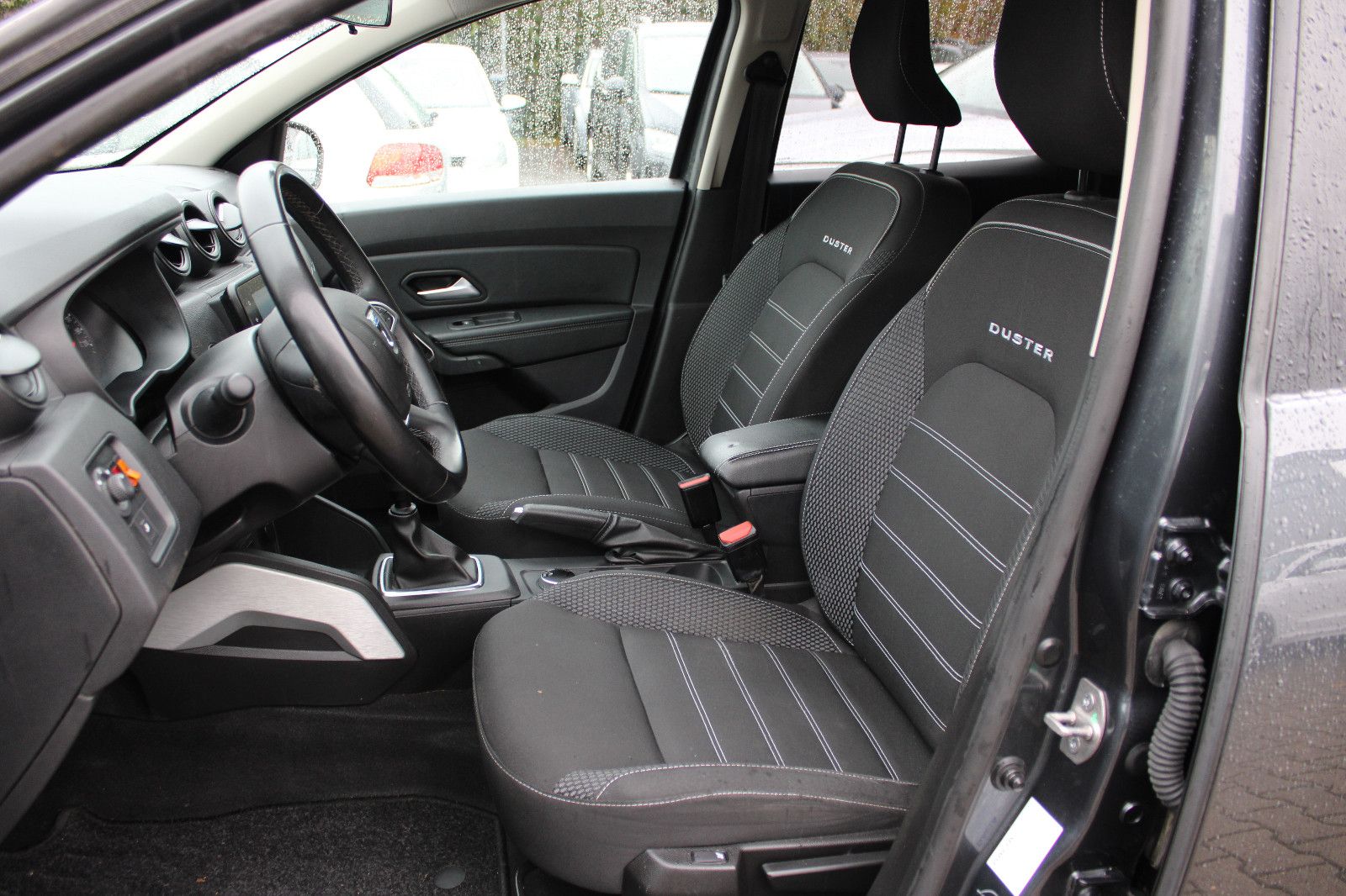 Fahrzeugabbildung Dacia Duster TCe 150 4x4 Navi,LED,Kamera,AHK