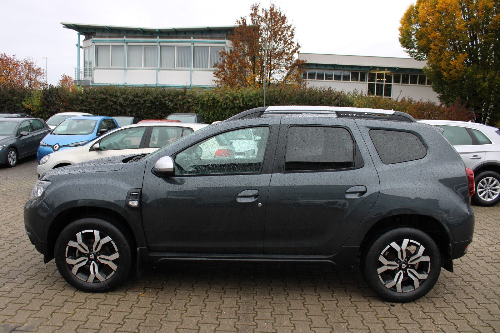 Fahrzeugabbildung Dacia Duster TCe 150 4x4 Navi,LED,Kamera,AHK