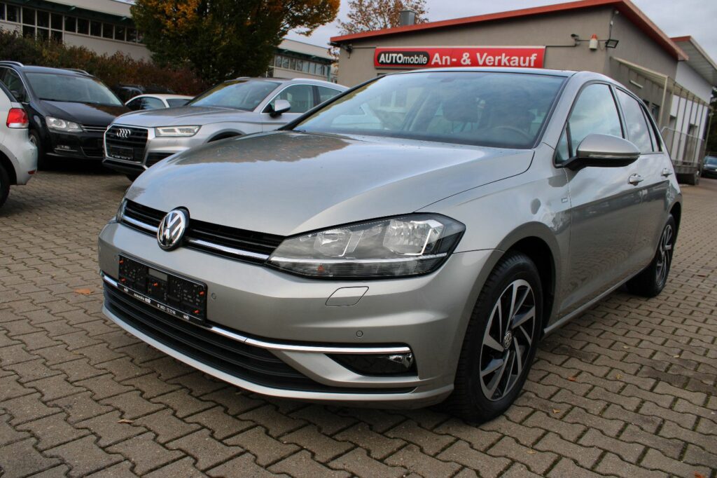 Volkswagen Golf 1.0 TSI DSG Join PDC,SHZ,LED,Navi