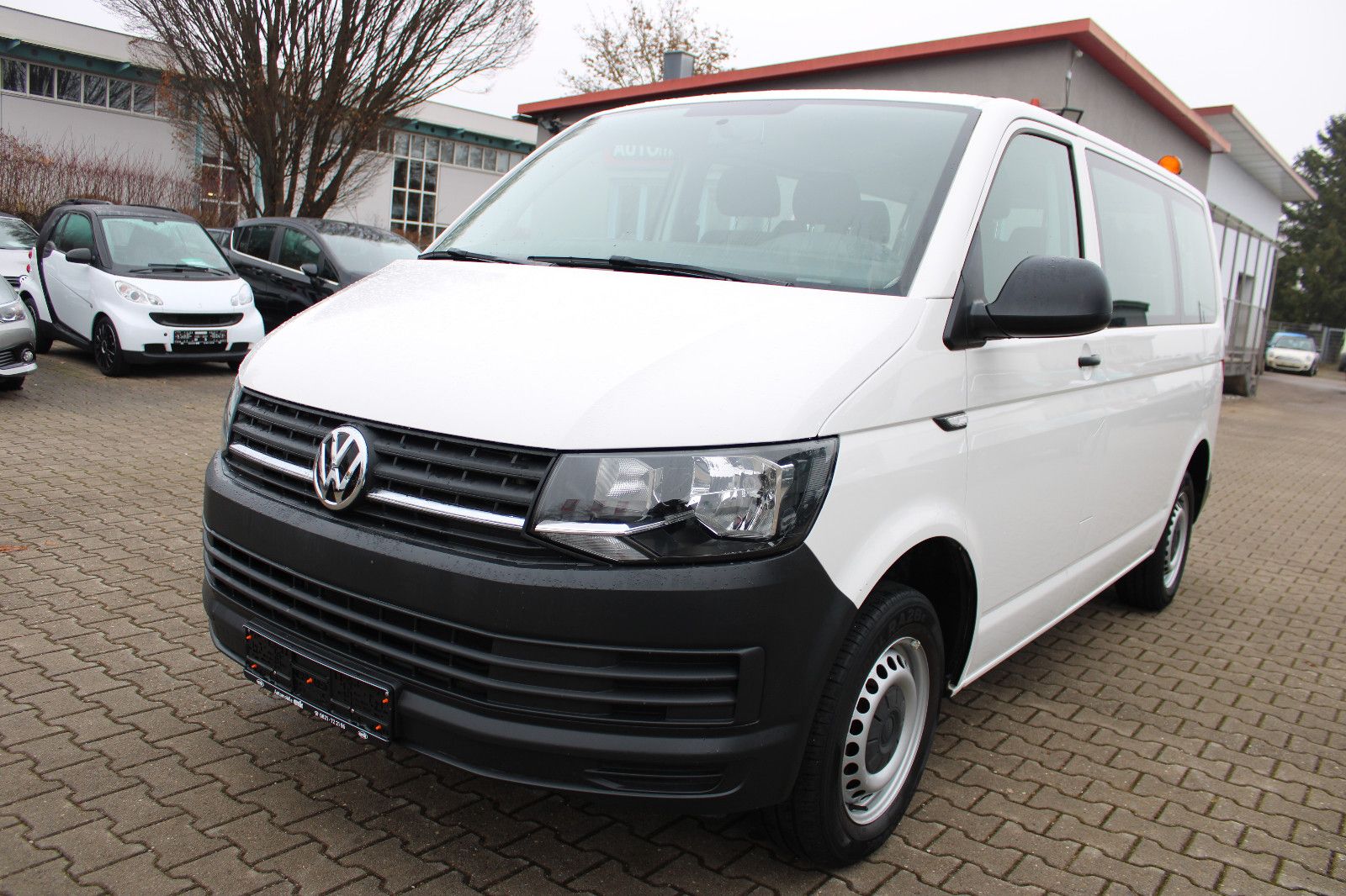 Fahrzeugabbildung Volkswagen T6 Transporter 9.Sitzer Klima,PDC